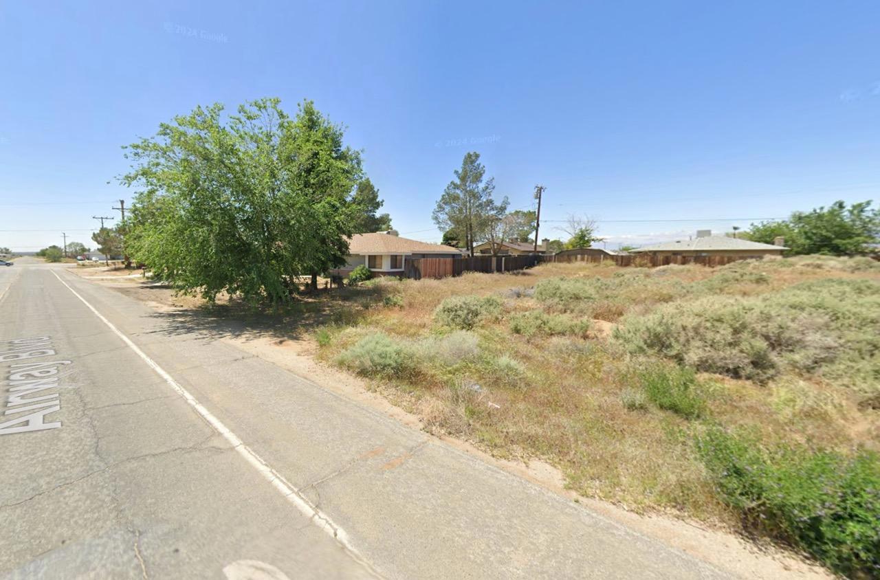 Undeveloped, Level, Residential Lot in California City, CA   Government Surplus Auction - Photo #2