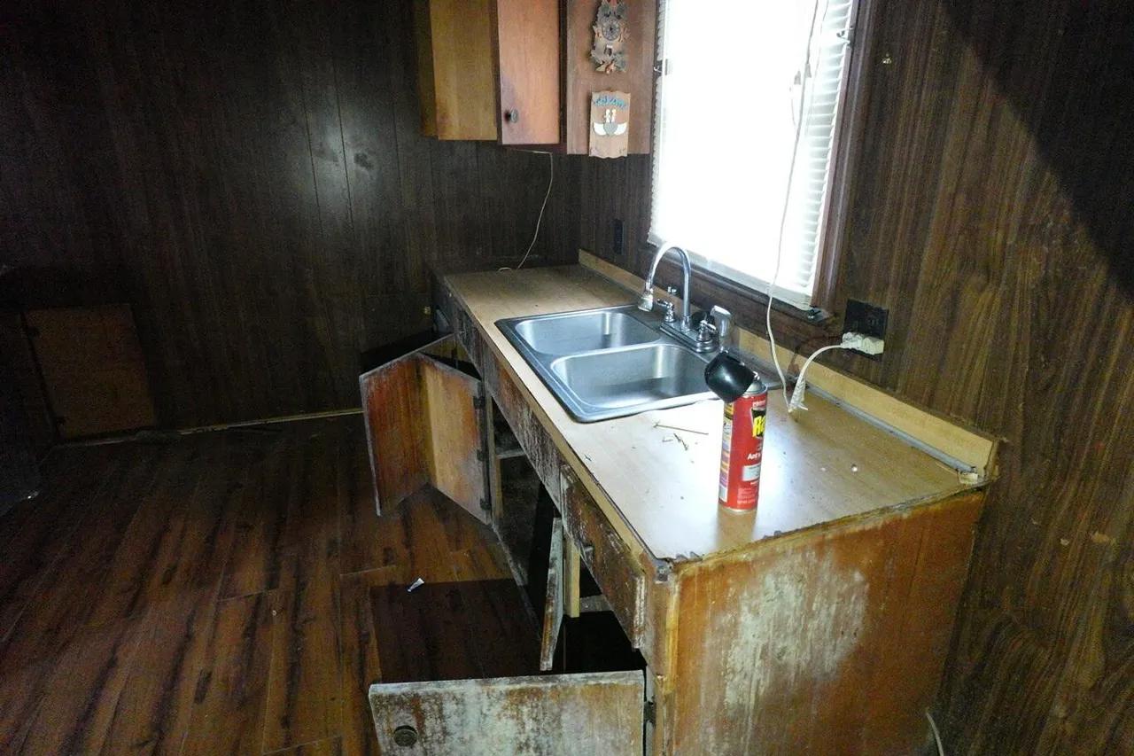 429 Lincoln Ave, Hartsville, SC 29550 Lincoln 429 Government Surplus Auction - Photo #5