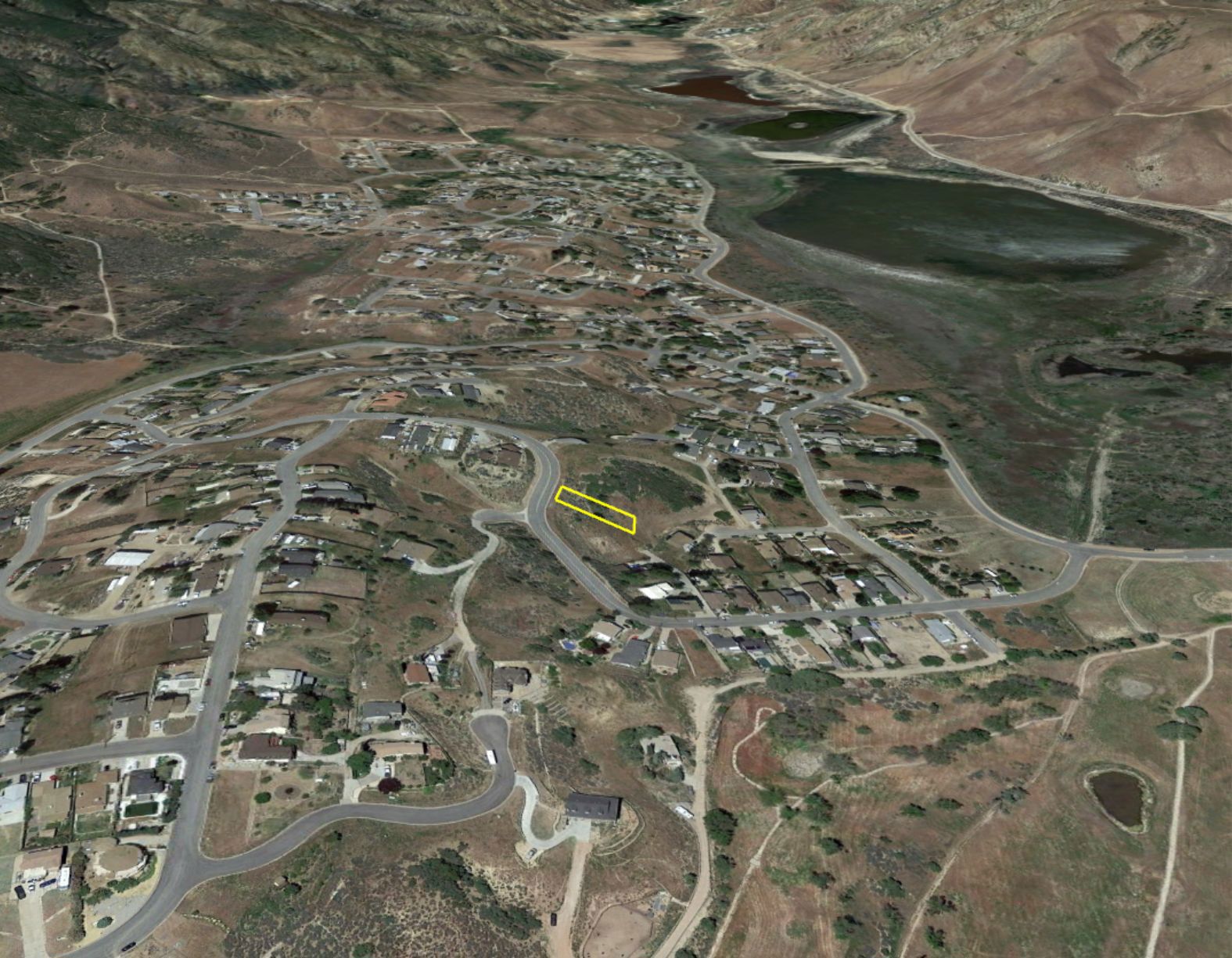 LAKE ELIZABETH CA MONTELLO DR 7628 SQUARE FEET LOS ANGELES COUNTY CA  7628 Government Surplus Auction - Photo #2