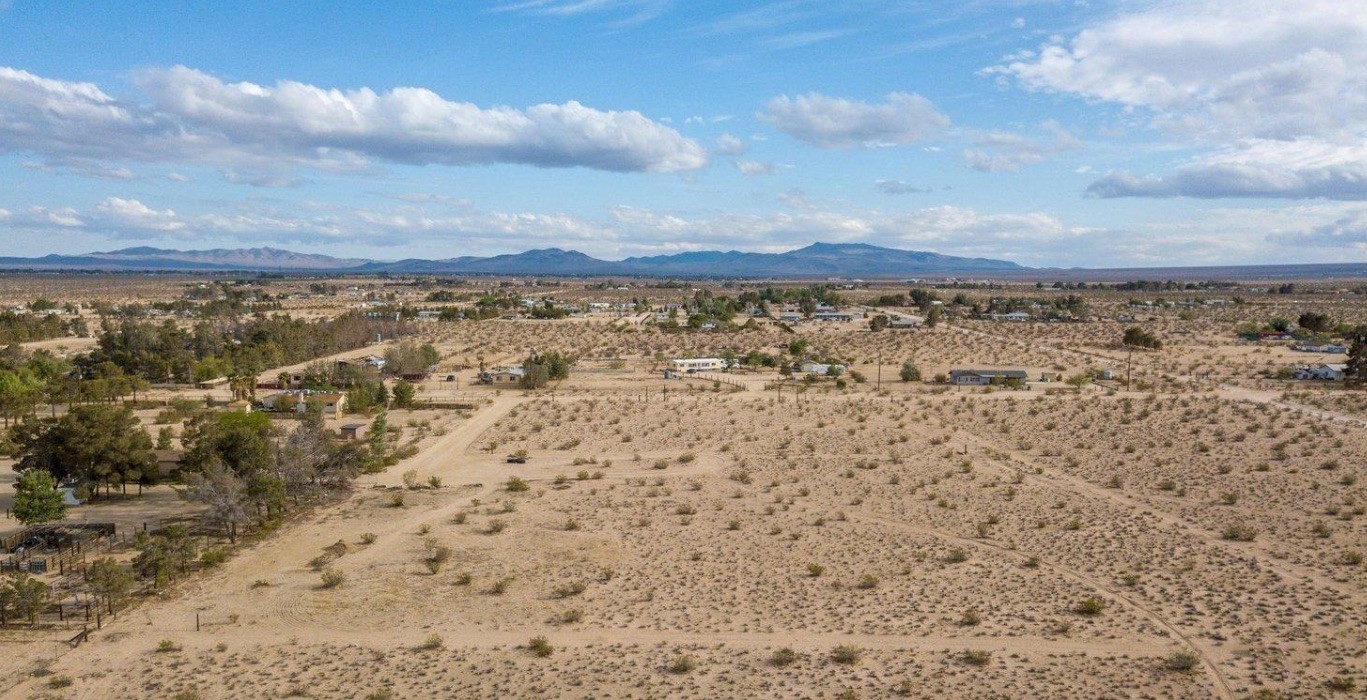 2.5 Acres Of Residential Land In Inyokern, CA GMC Sierra Government Surplus Auction - Photo #6