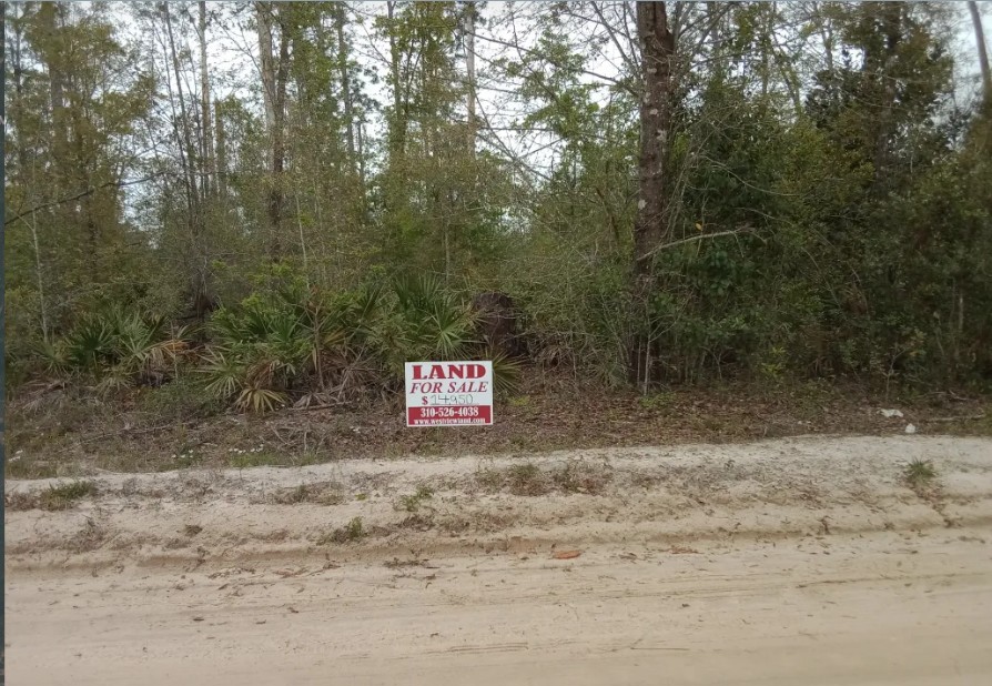 Single Family Residential Double Lot in Fountain, FL