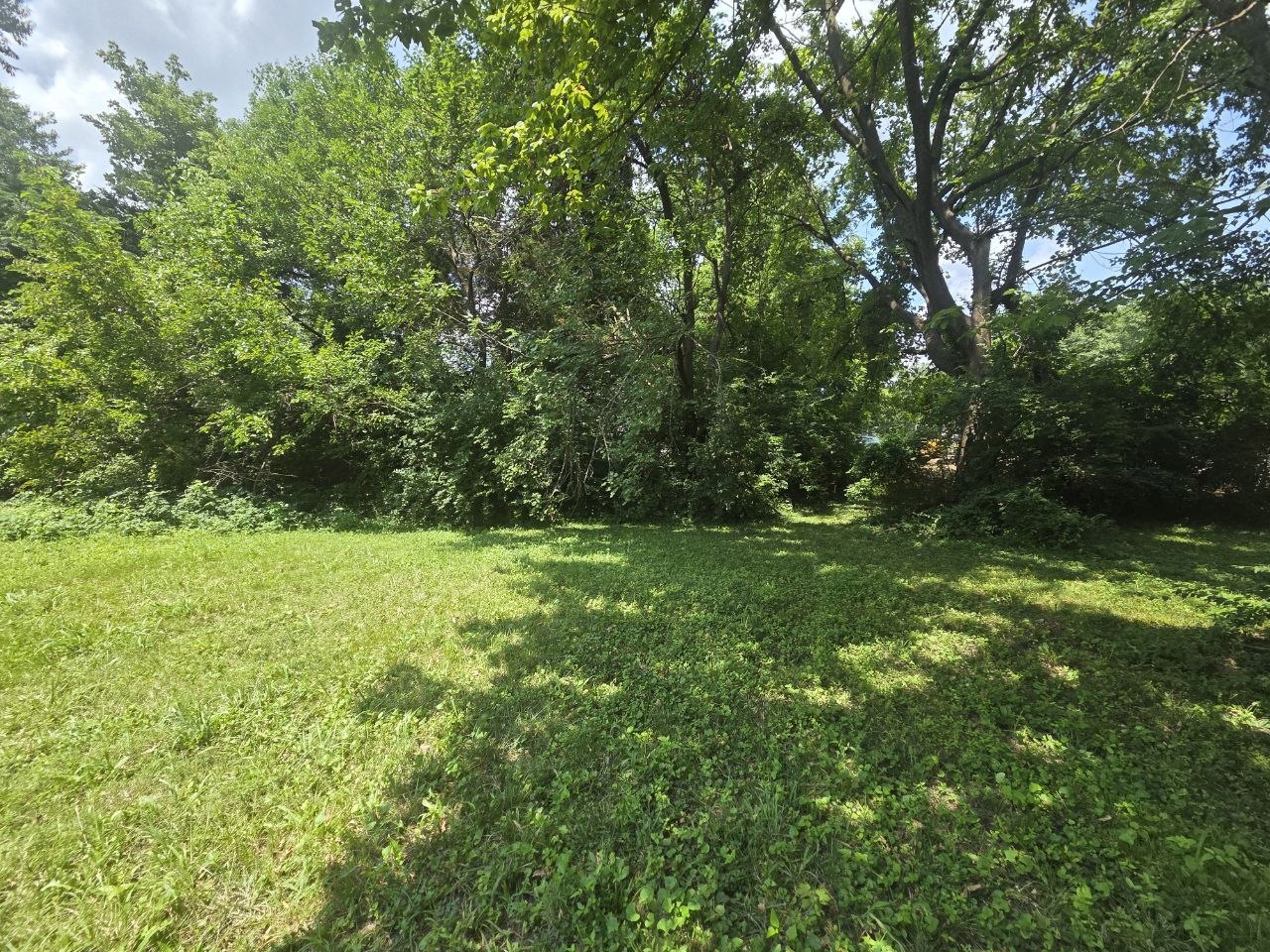 LARGE 0.35-ACRE RESIDENTIAL INFILL LOT – ST. LOUIS COUNTY, MISSOURI   Government Surplus Auction - Photo #2