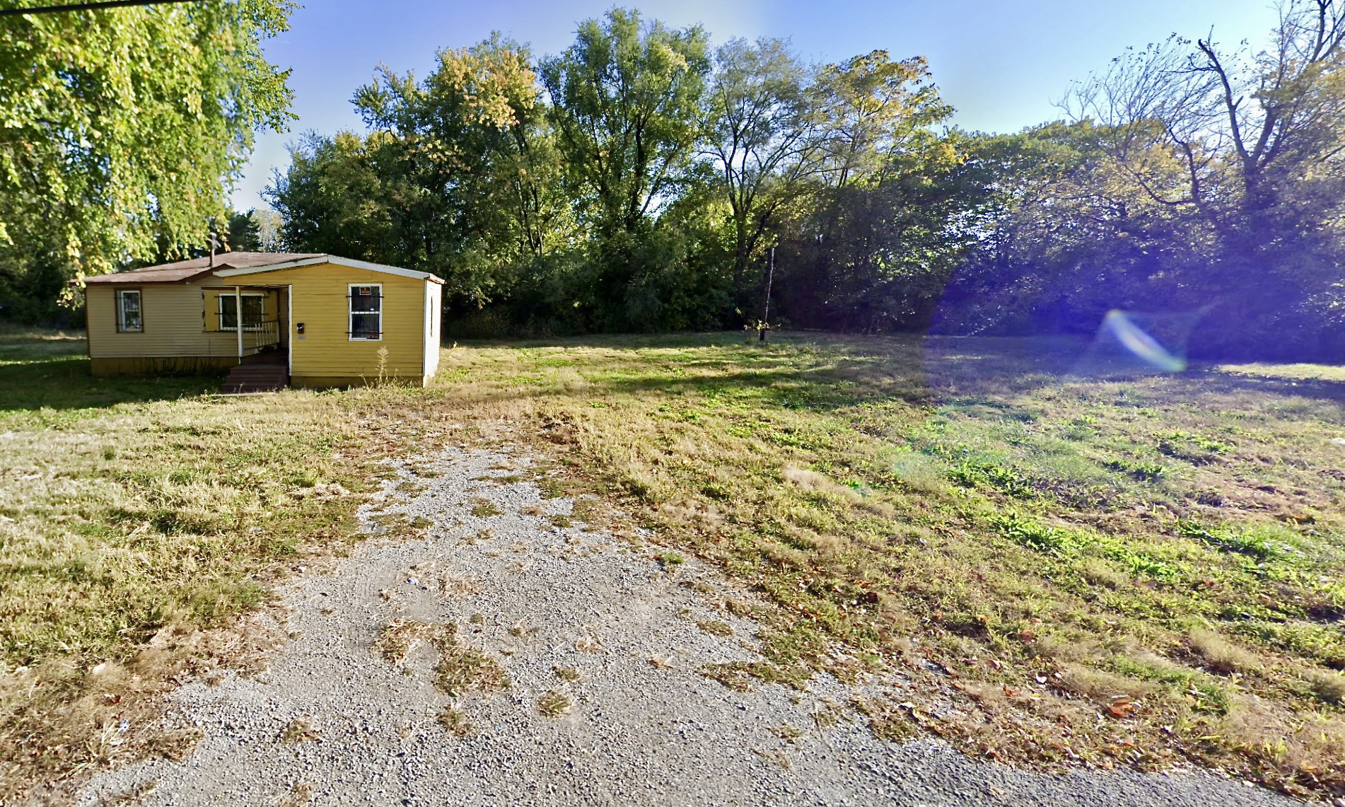 ($1-Bid) (No Reserve) Residential City Lot about 6 Miles from Downtown St. Louis   Government Surplus Auction - Photo #3