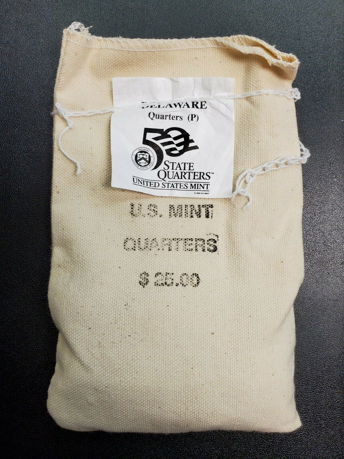 $1,400,000.00 Possible! US Mint 1999P Delaware Quarters!  400 Government Surplus Auction - Photo #2