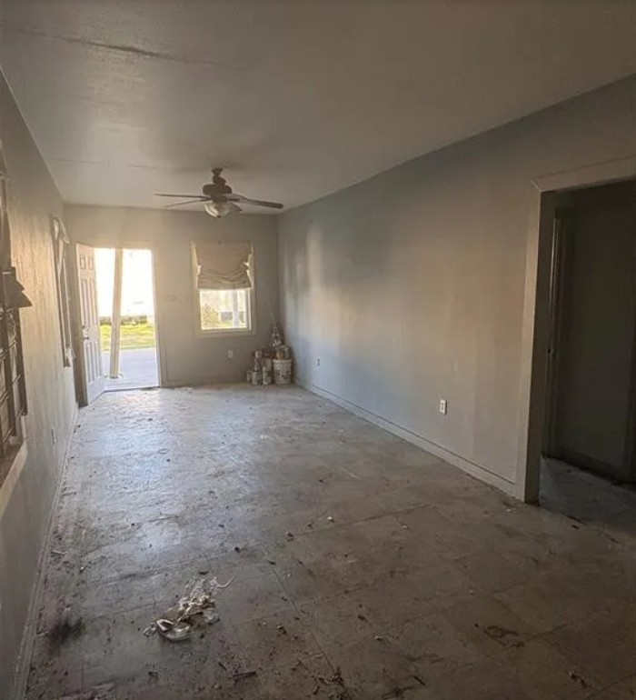 Investor Special! 2BR / 1BA Single Family Home New Orleans, Louisiana   Government Surplus Auction - Photo #3