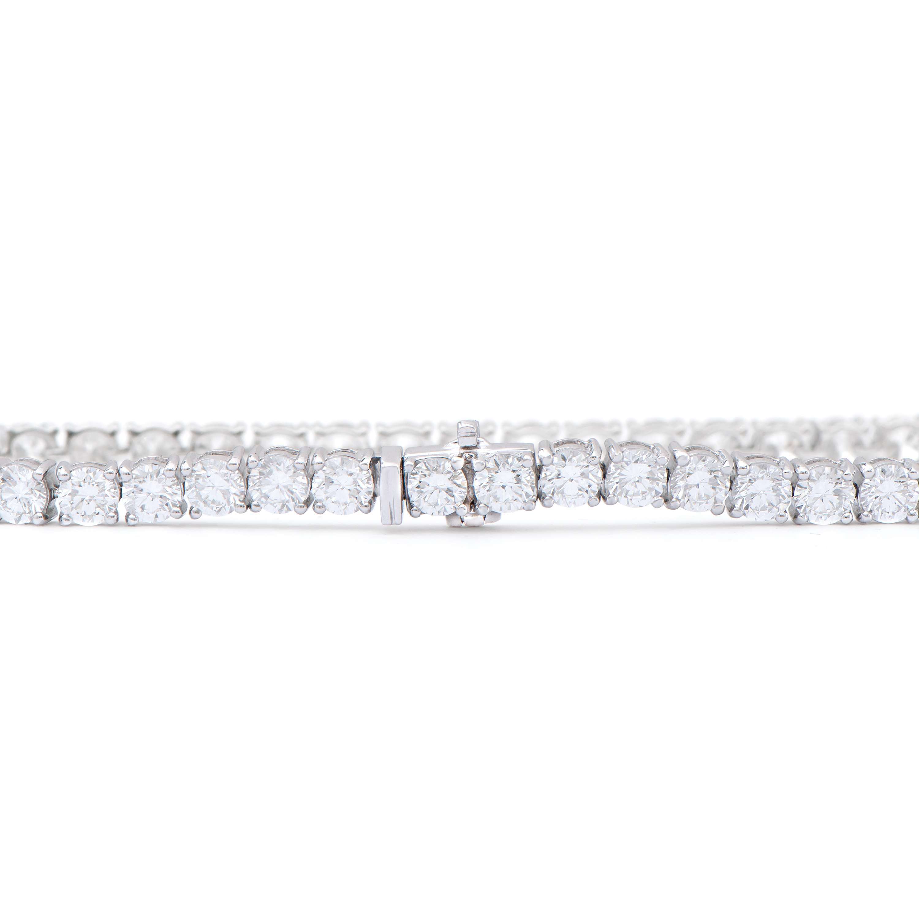 $28,895 Value! 10.79 Ctw IGI Certified Lab Diamonds 14K Gold Designer Bracelet E-F VVS  895 Government Surplus Auction - Photo #5