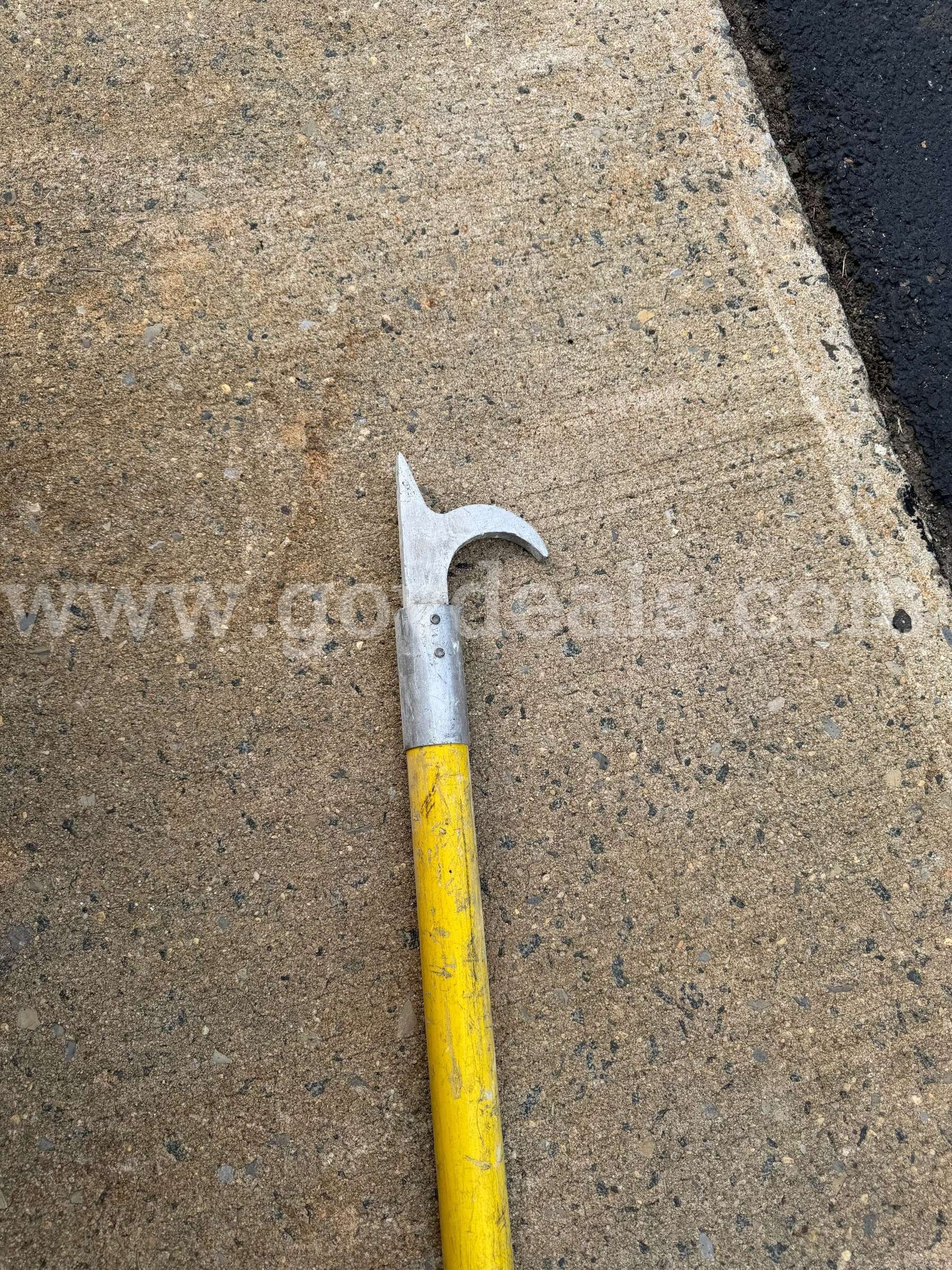 8' pike pole Duo-Ladder Safety Corp  Government Surplus Auction - Photo #2