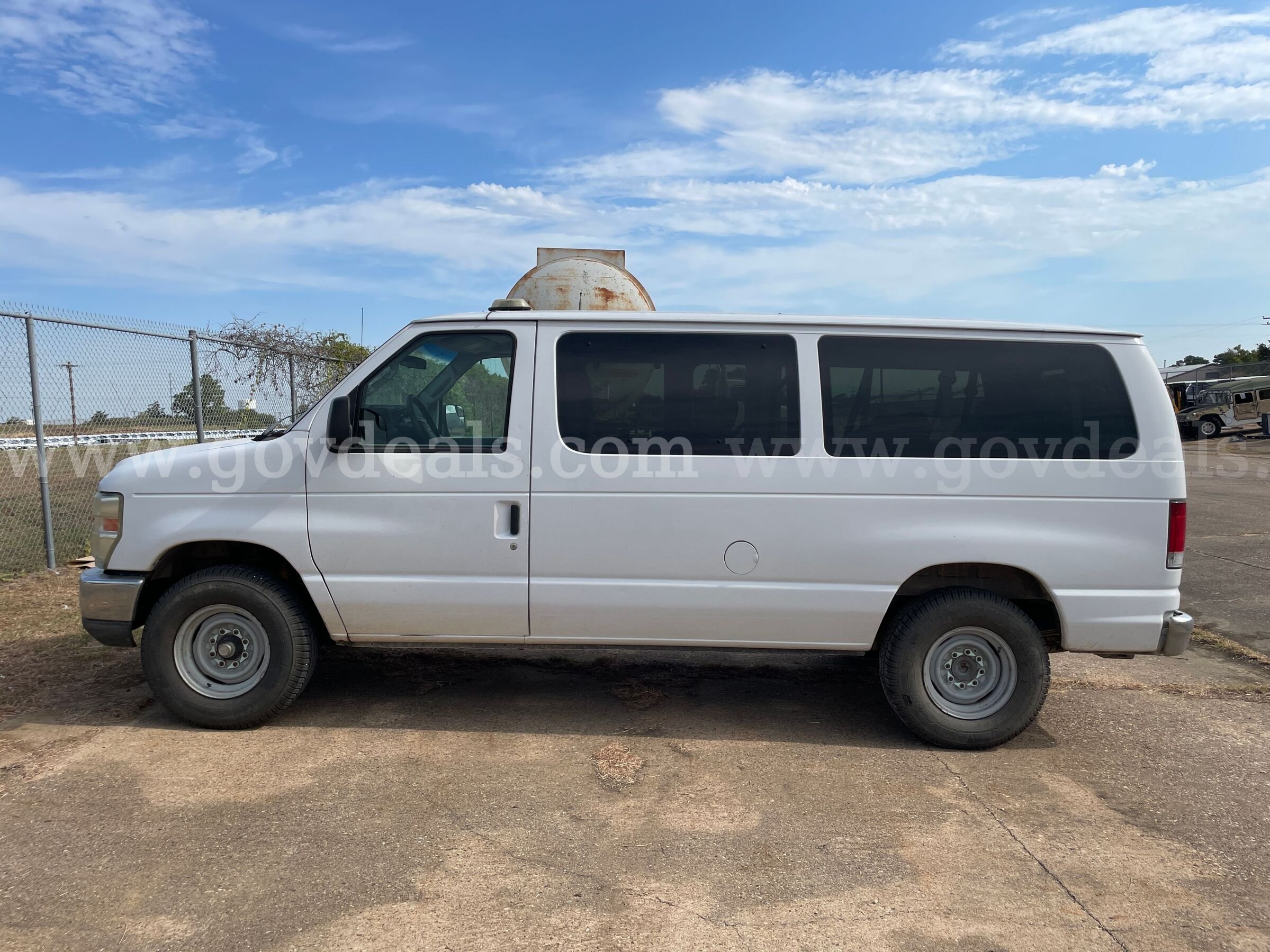 2013 Ford Econoline Ford Econoline Government Surplus Auction - Photo #3