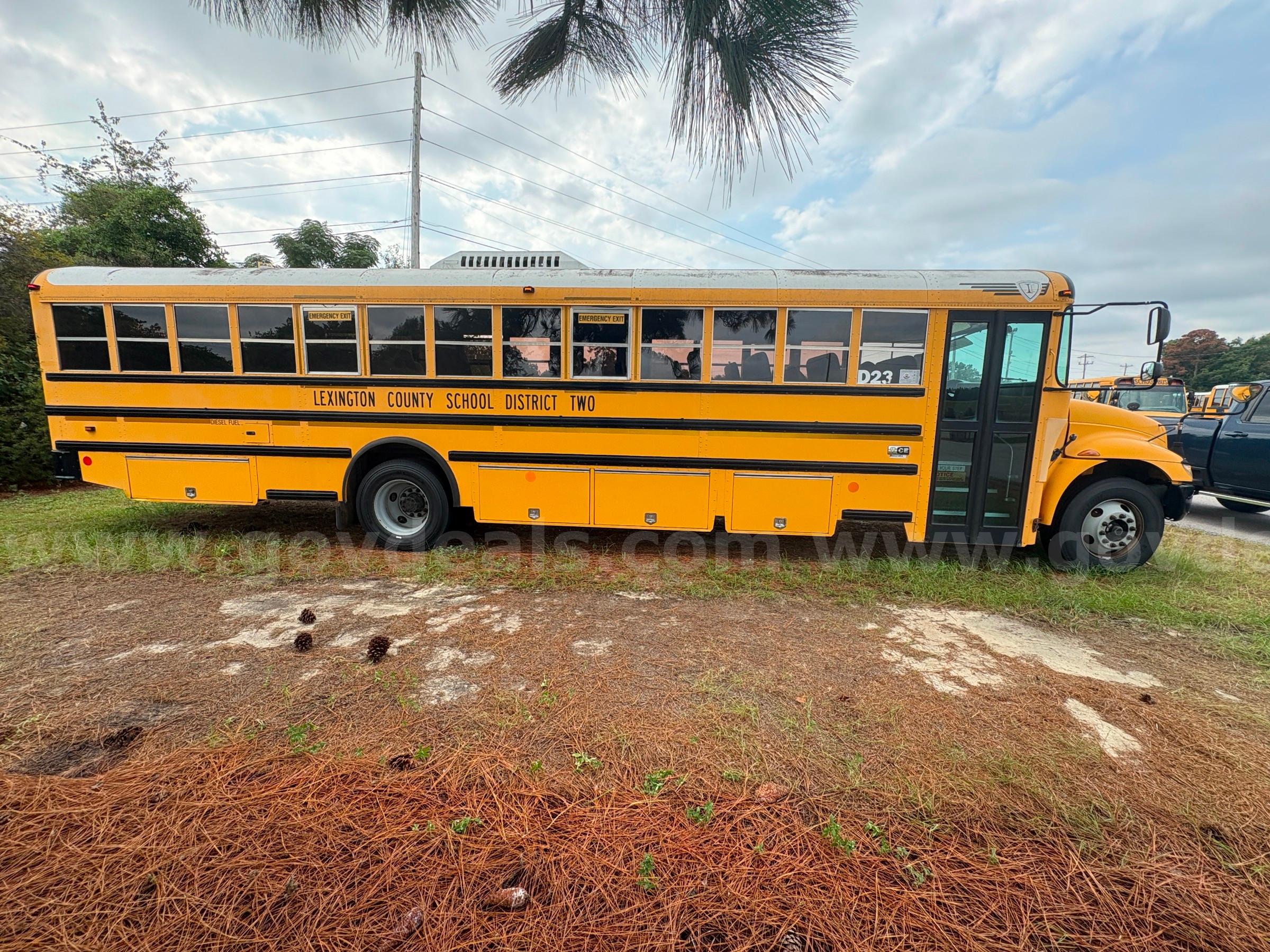 2012 International CE School Bus International CE Government Surplus Auction - Photo #4