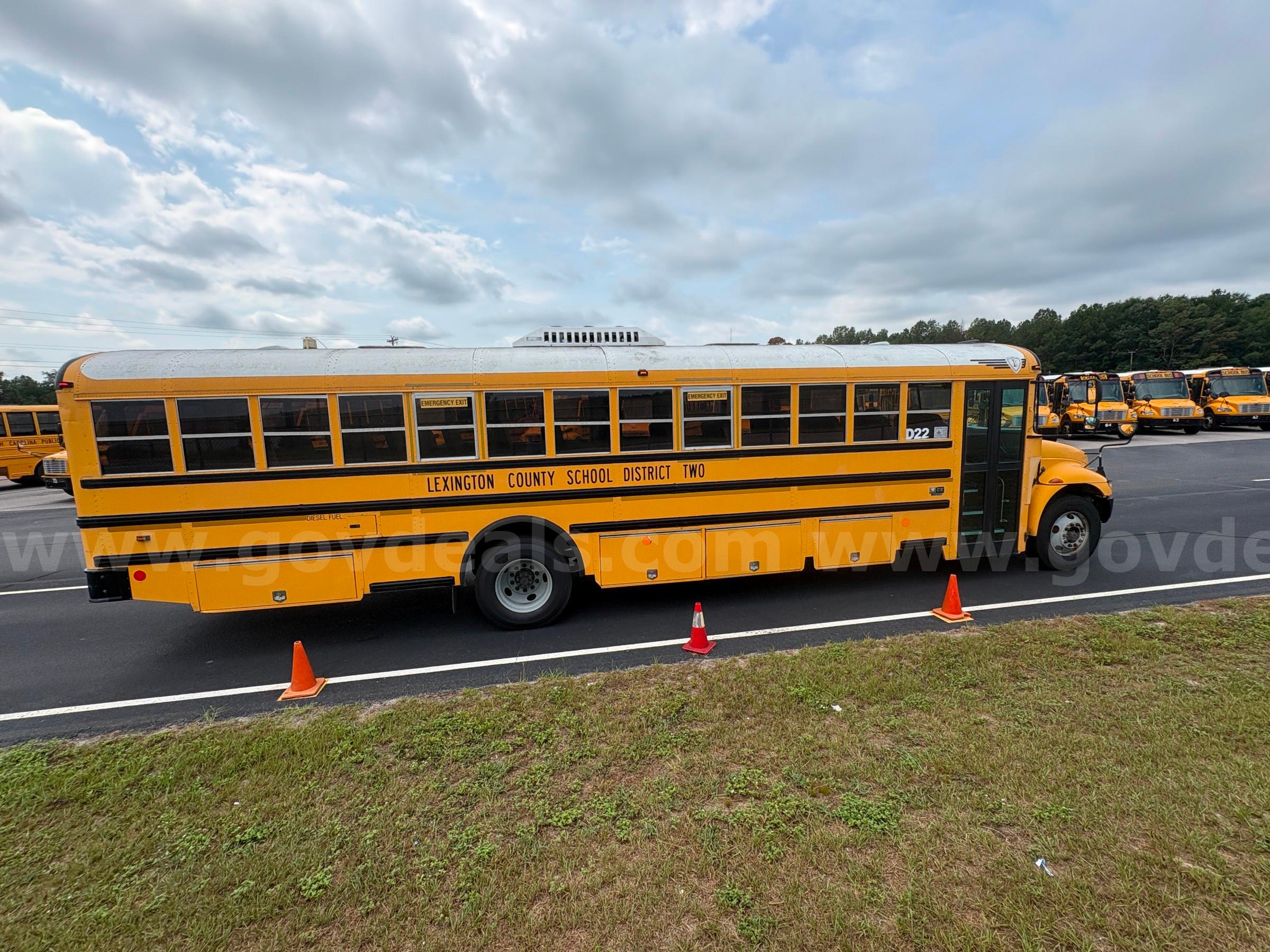 2012 International CE School Bus International CE Government Surplus Auction - Photo #6
