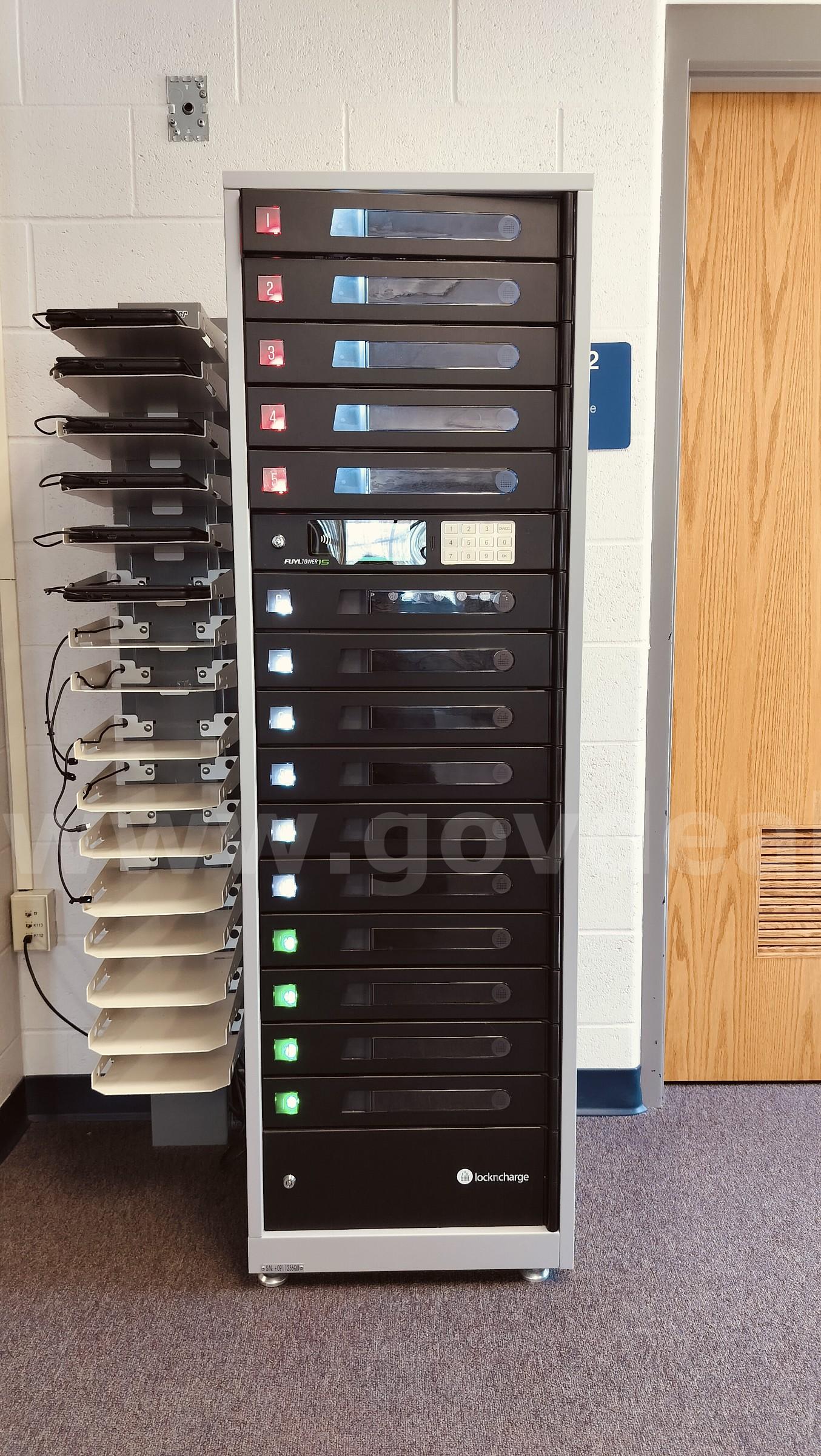 LocknCharge UYL™ Smart Locker System   Government Surplus Auction - Photo #2