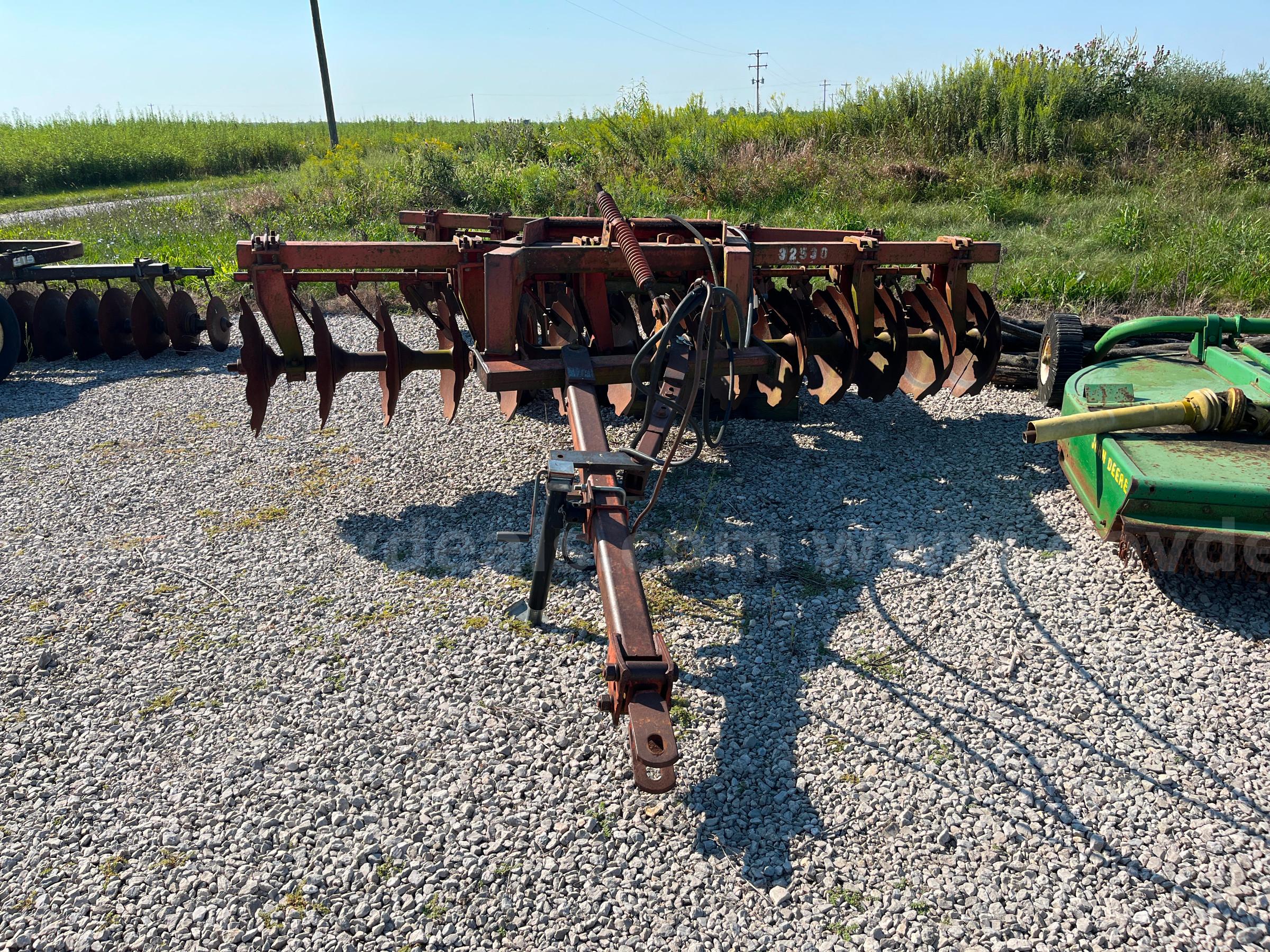 1982 Bush Hog 146HD Disc Harrow Bush Hog 146HD Government Surplus Auction - Photo #2