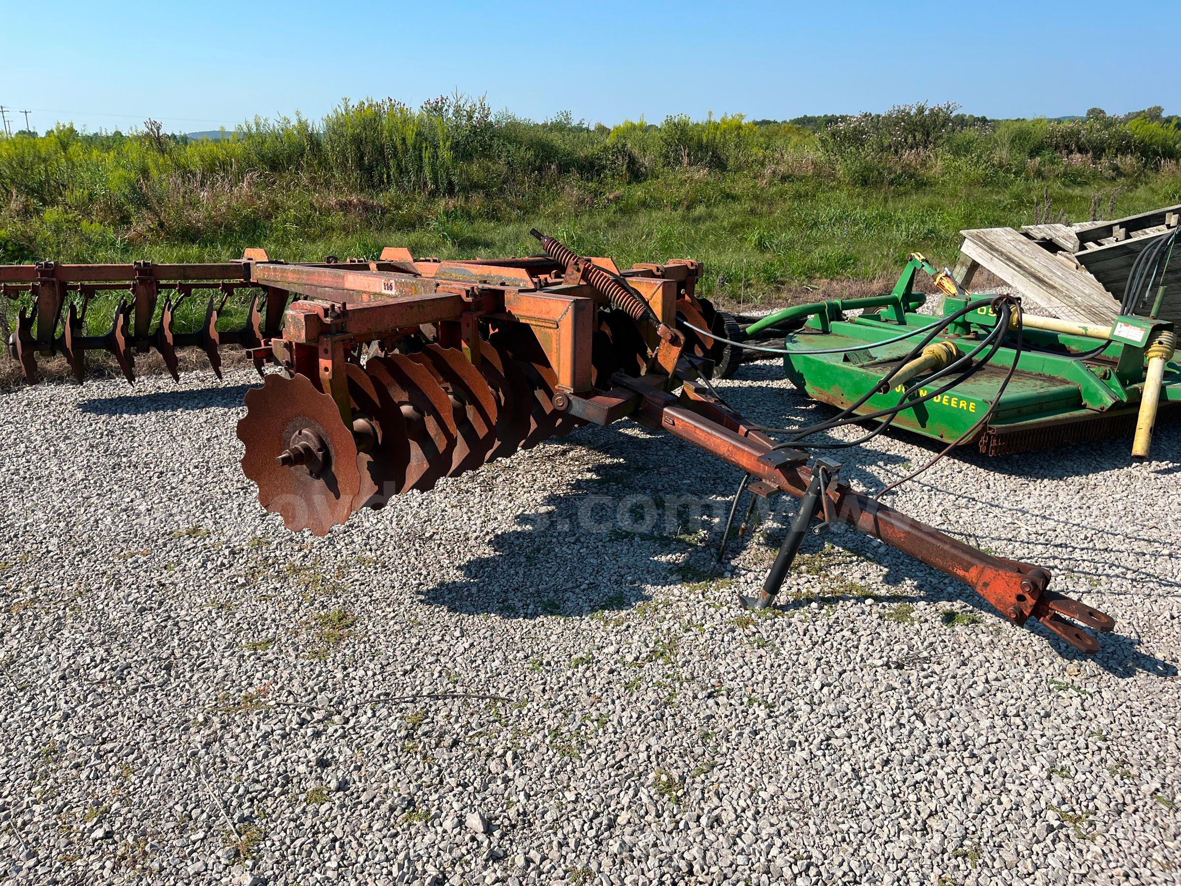 1982 Bush Hog 146HD Disc Harrow Bush Hog 146HD Government Surplus Auction - Photo #4
