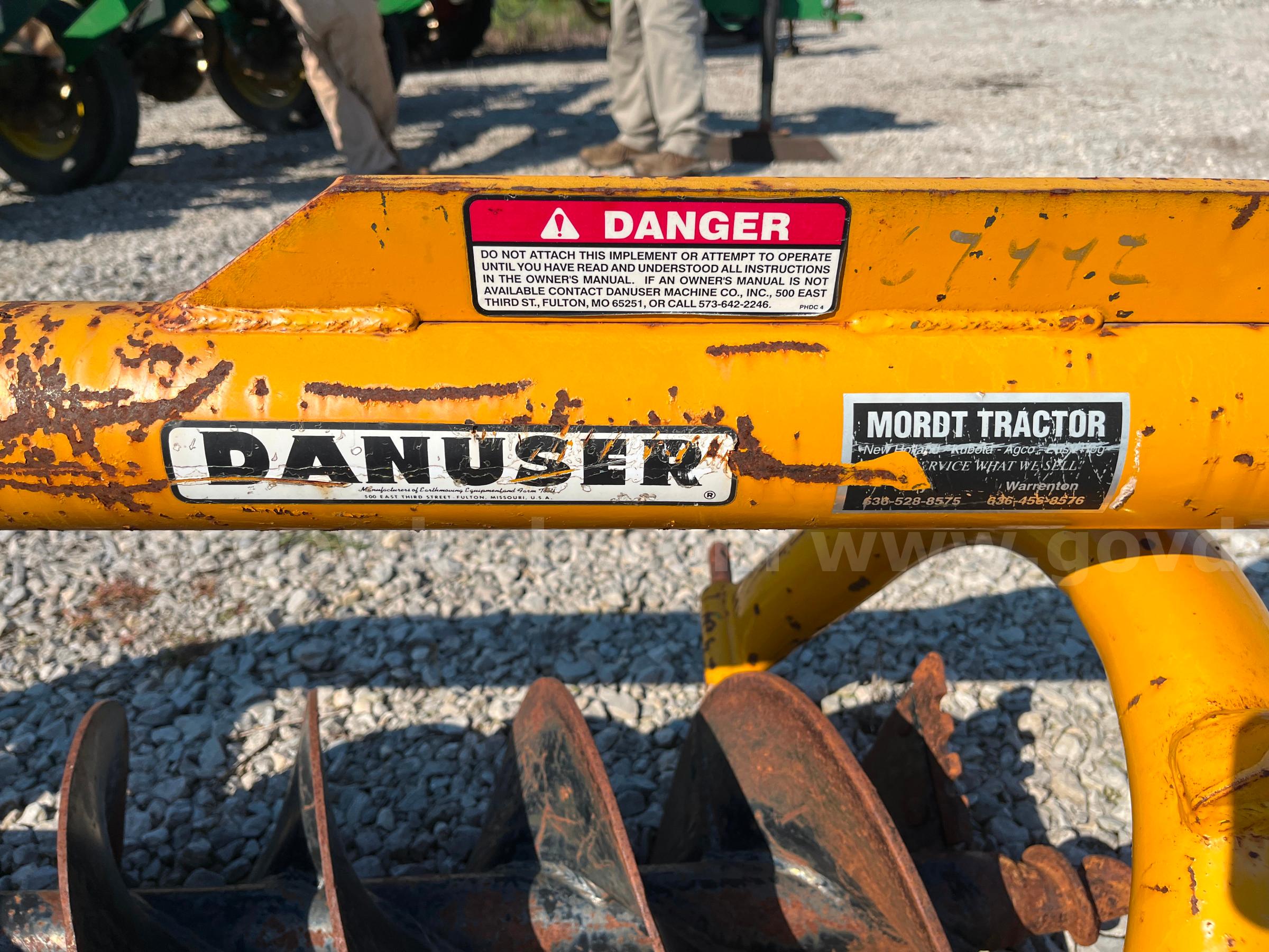 Danuser F-8 Auger attachment Danuser F-8 Government Surplus Auction - Photo #5