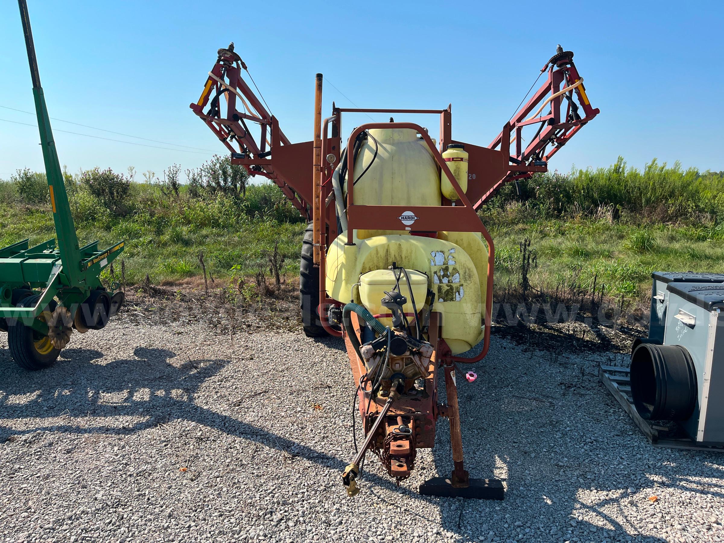 2003 Hardi Navigator 550 Field Sprayer Hardi 550 Government Surplus Auction - Photo #2