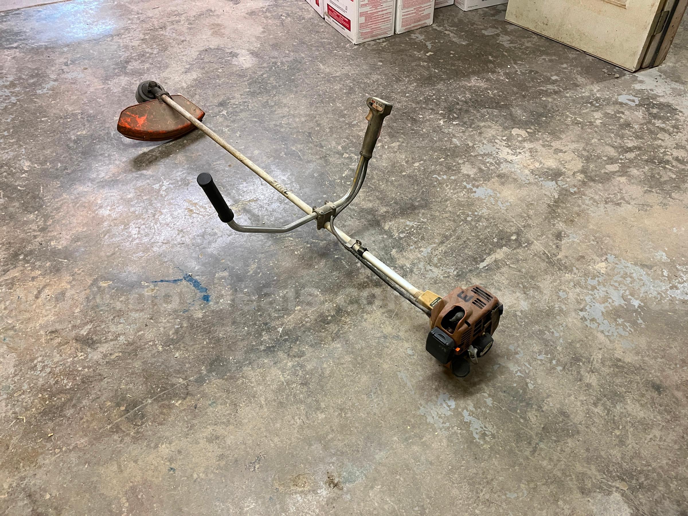 Stihl FS76 trimmer and brushcutter