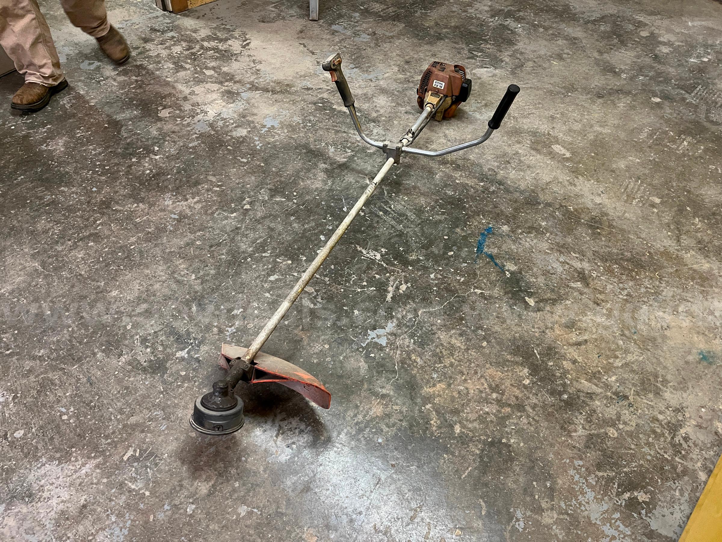Stihl FS76 trimmer and brushcutter Stihl FS76 Government Surplus Auction - Photo #4