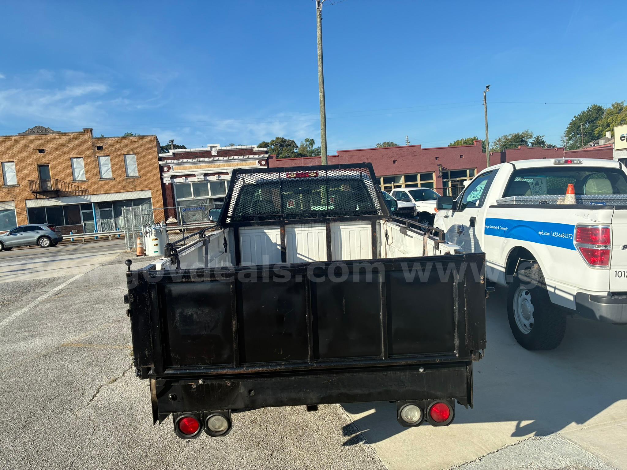 2005 Chevrolet Silverado 2500HD Work Truck Long Bed 4WD Chevrolet Silverado 2500HD Government Surplus Auction - Photo #5