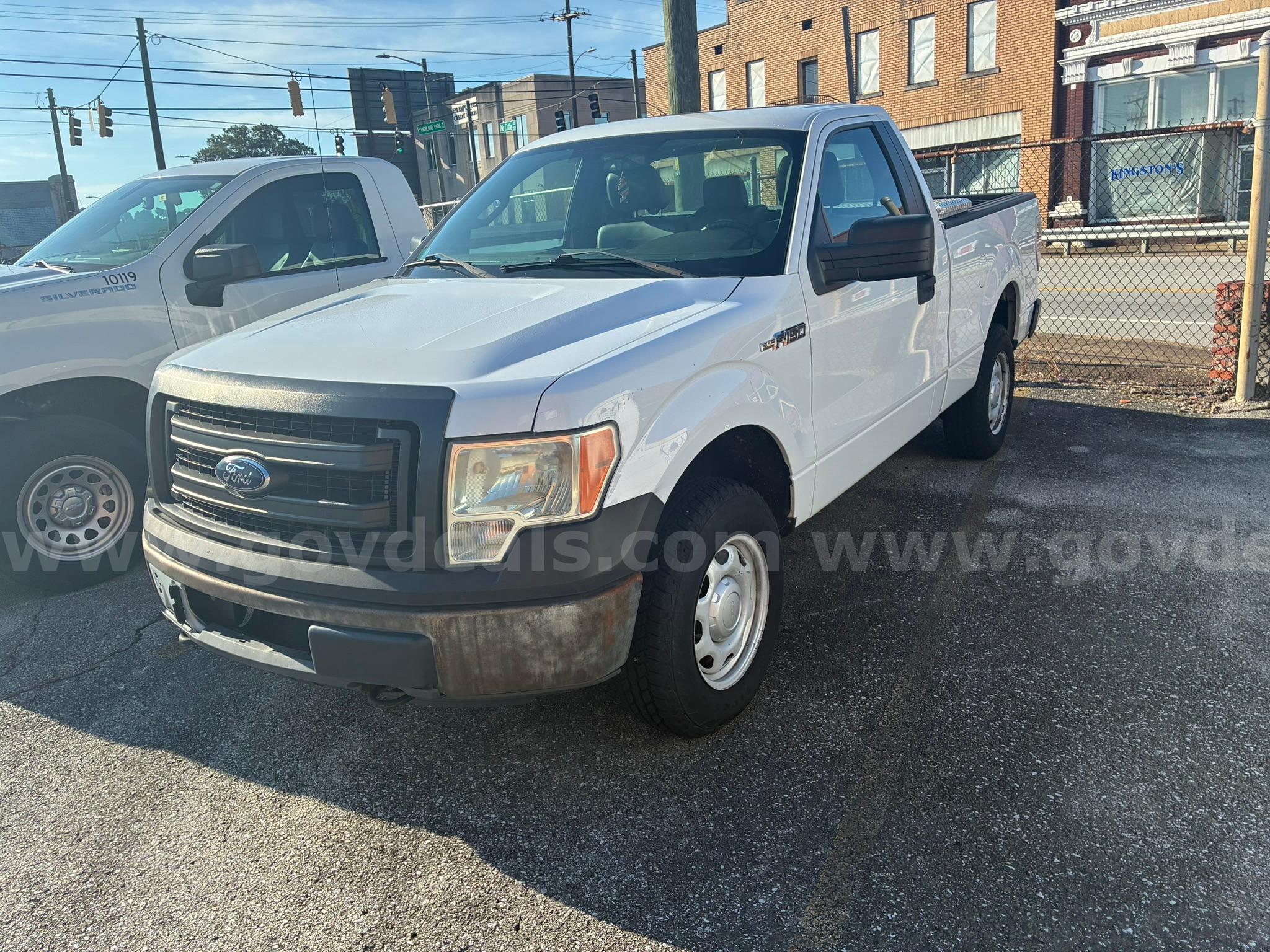 2013 Ford F-150 XL 6.5-ft. Bed 4WD Ford F-150 Government Surplus Auction - Primary Photo