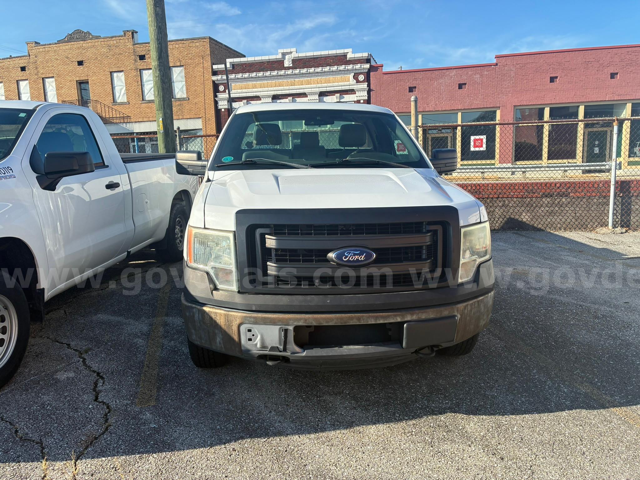 2013 Ford F-150 XL 6.5-ft. Bed 4WD Ford F-150 Government Surplus Auction - Photo #6