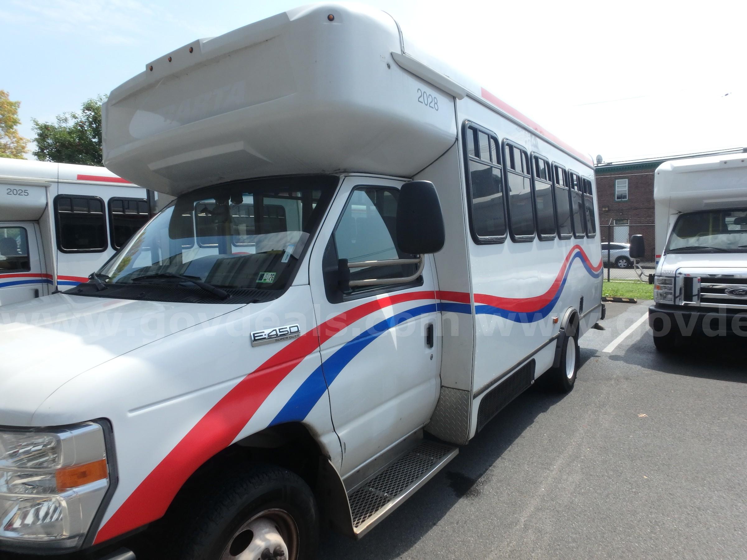 2021 Ford Econoline E450 Cutaway Bus Unit # 2028