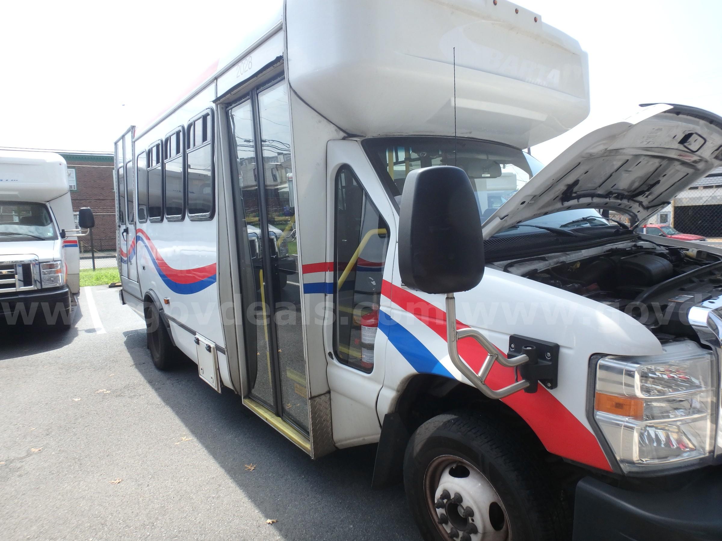 2021 Ford Econoline E450 Cutaway Bus Unit # 2028 Ford E450 Government Surplus Auction - Photo #6
