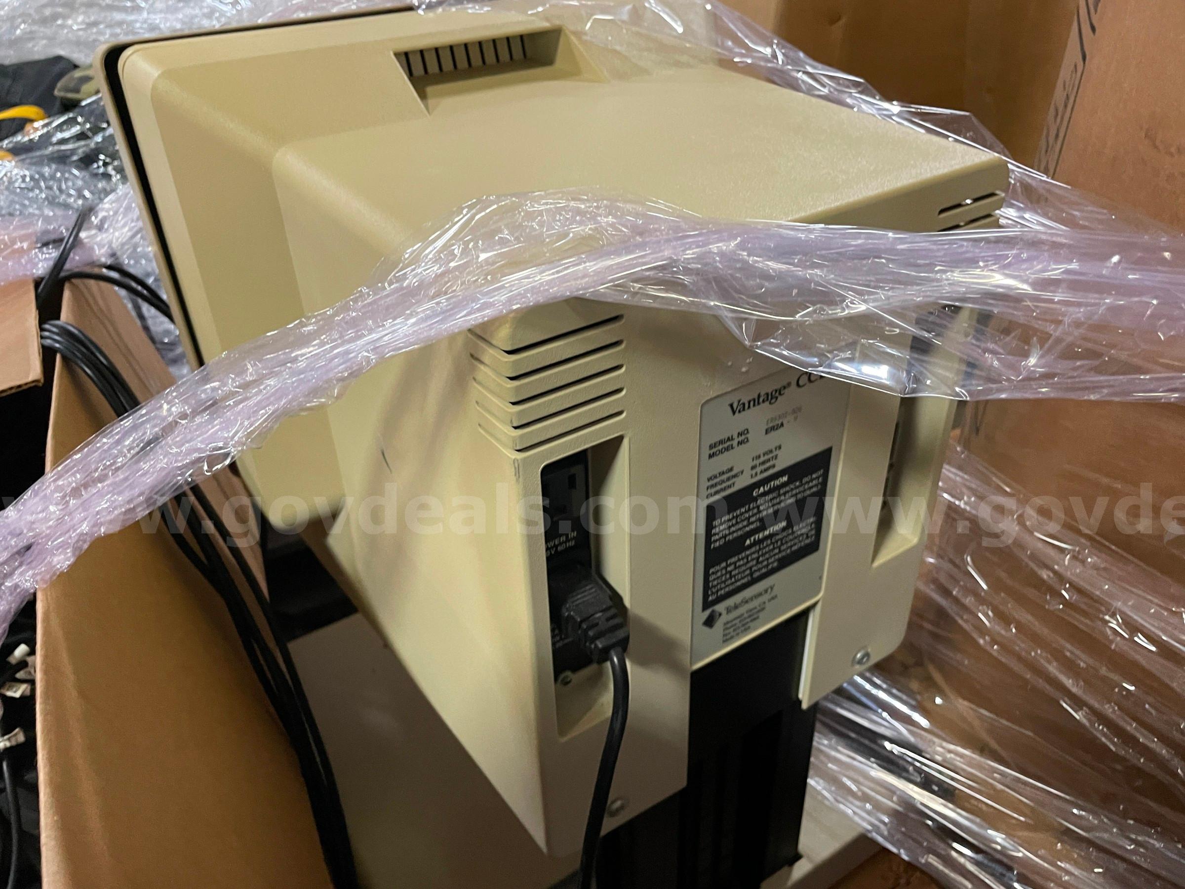 Lot of Dell Docking Stations, Office Items, and an Epson Printer Dell  Government Surplus Auction - Photo #5