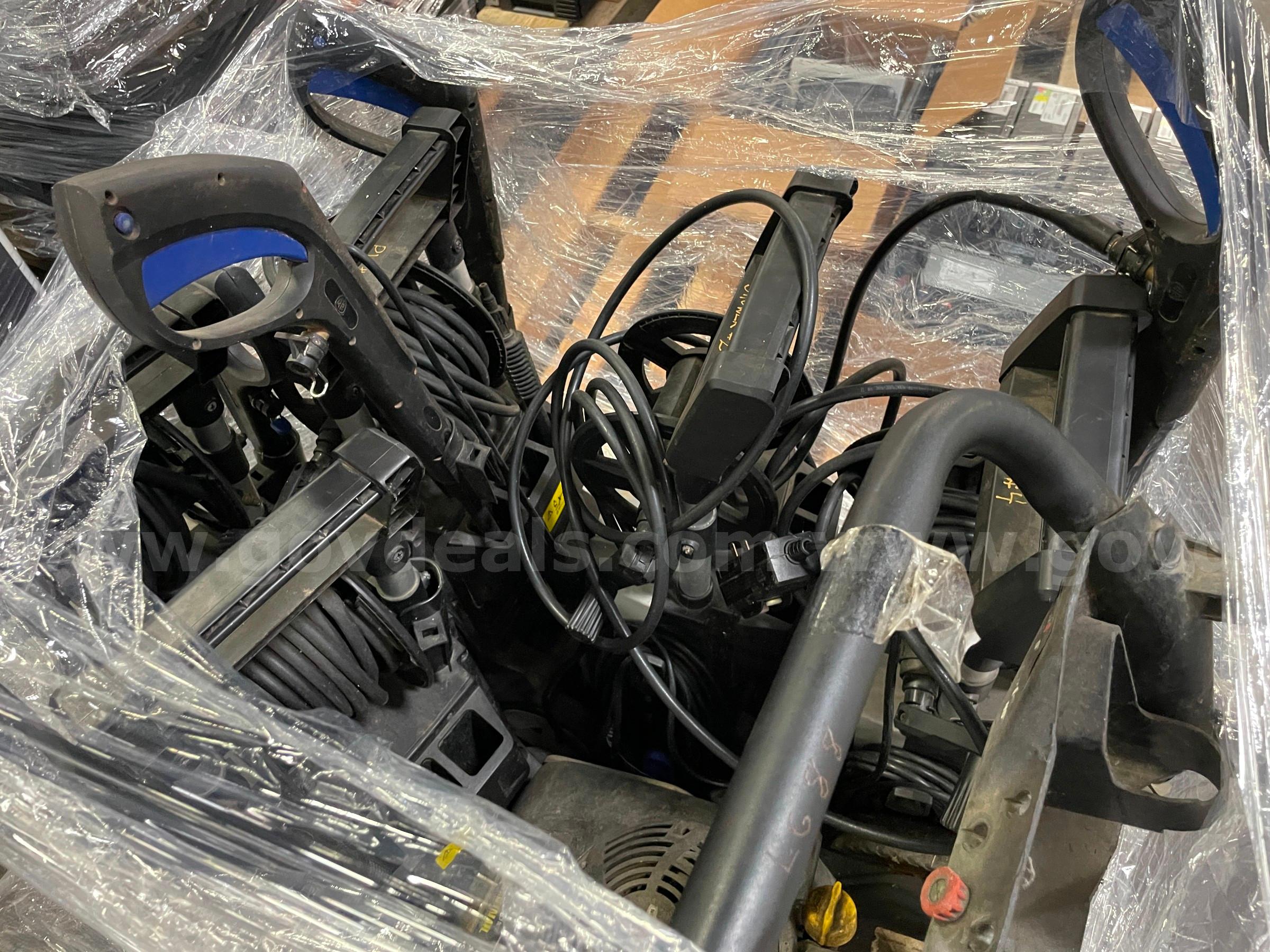 Lot of Pressure Washers for Parts   Government Surplus Auction - Photo #6