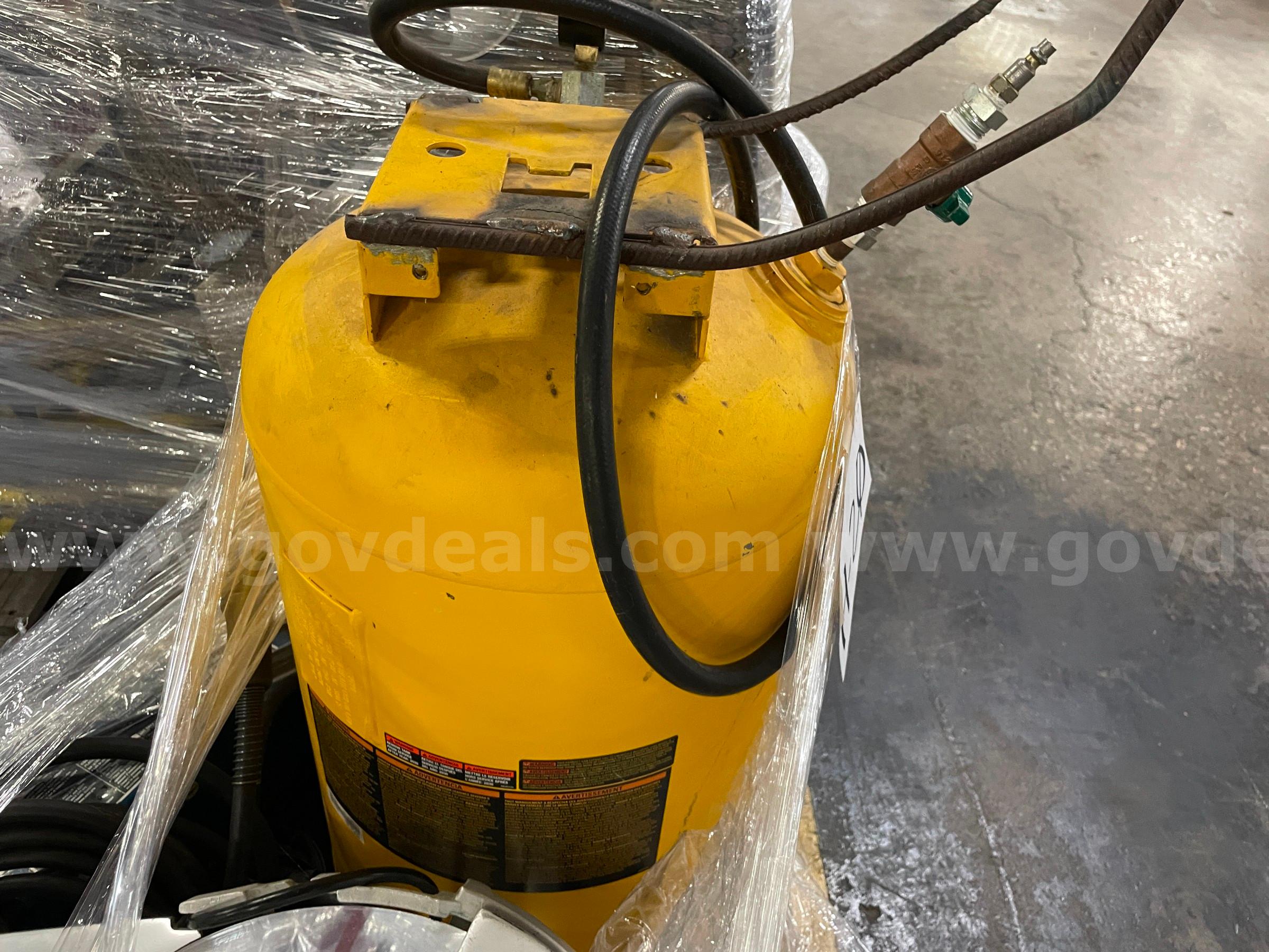 Lot of a Meat Slicer, Plasma Cutter, and Sand Blast Tank   Government Surplus Auction - Photo #2