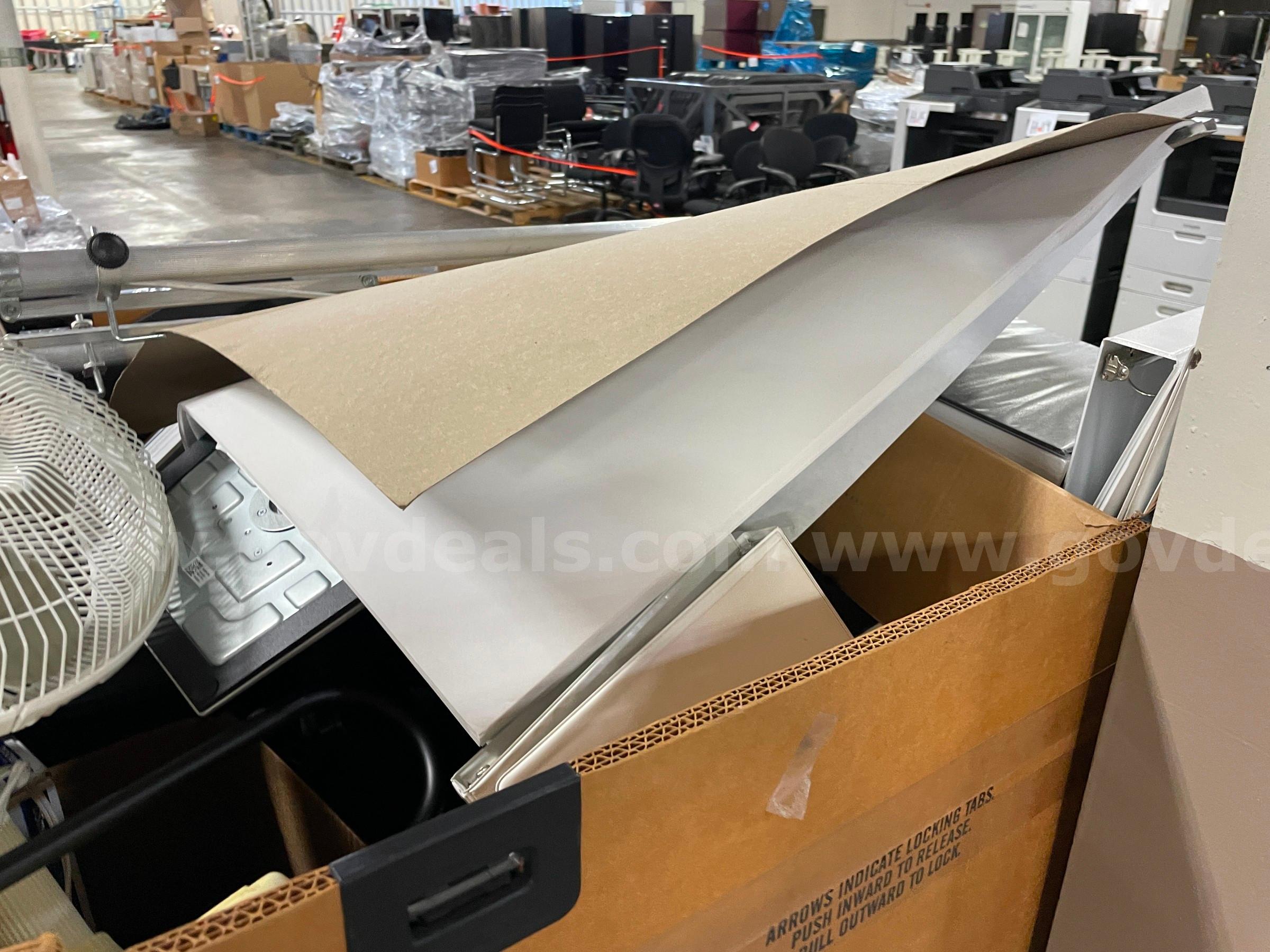 Lot of Misc. Office Items   Government Surplus Auction - Photo #6