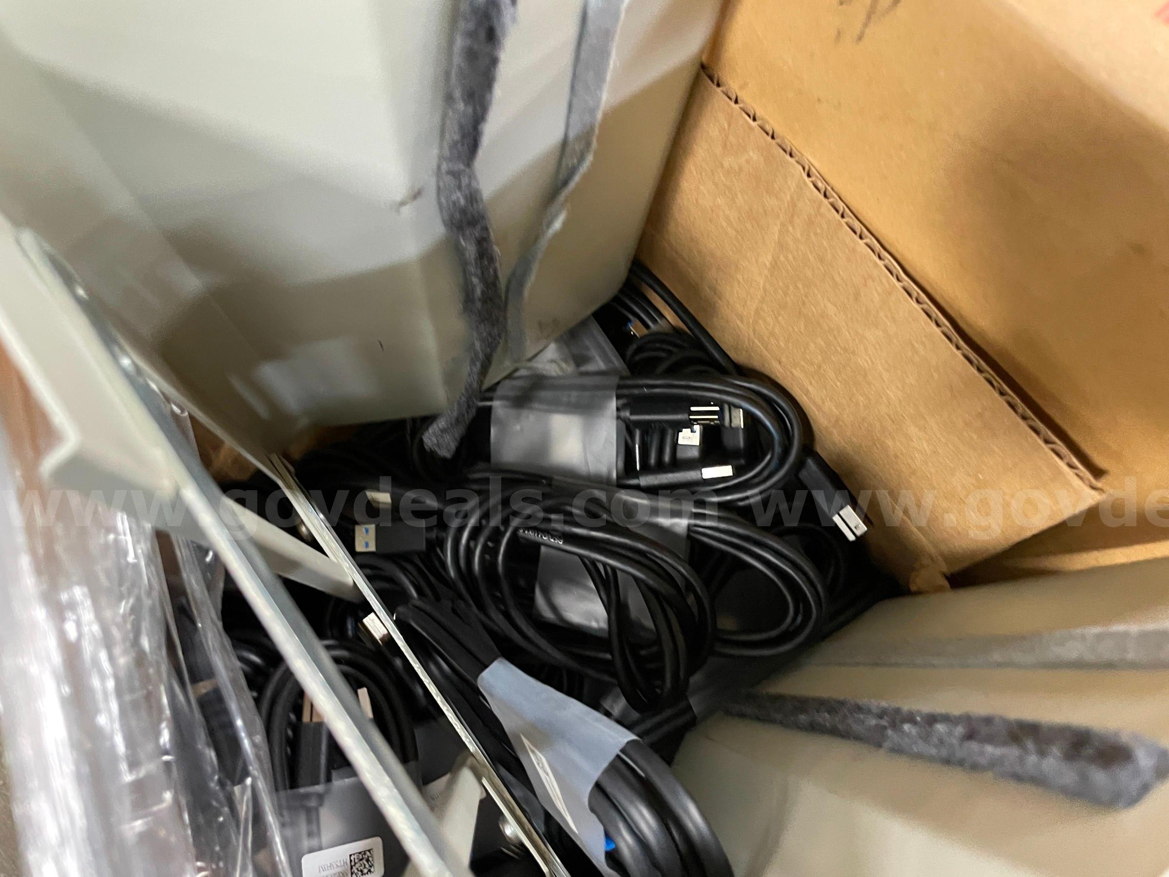 Lot of Misc. Office Items and Computer Items   Government Surplus Auction - Photo #5