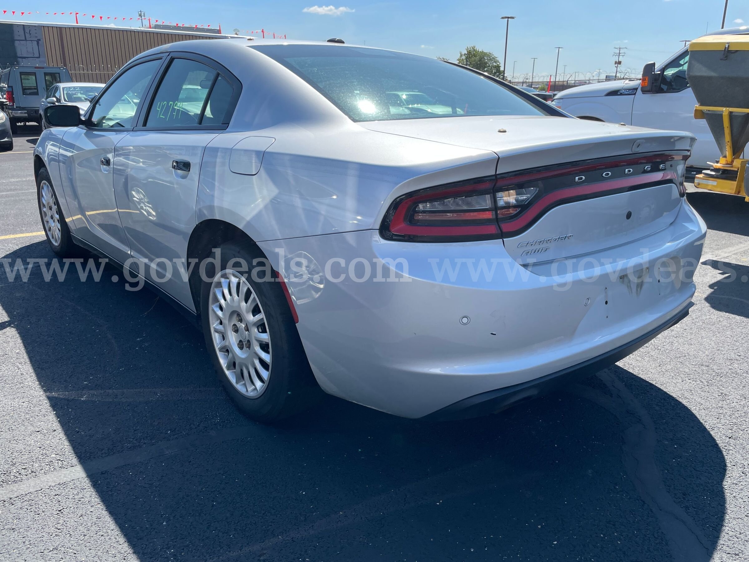 2022 Dodge Charger AWD Police Package SEDAN 4-DR 3.6L V6 Dodge Charger Government Surplus Auction - Photo #2