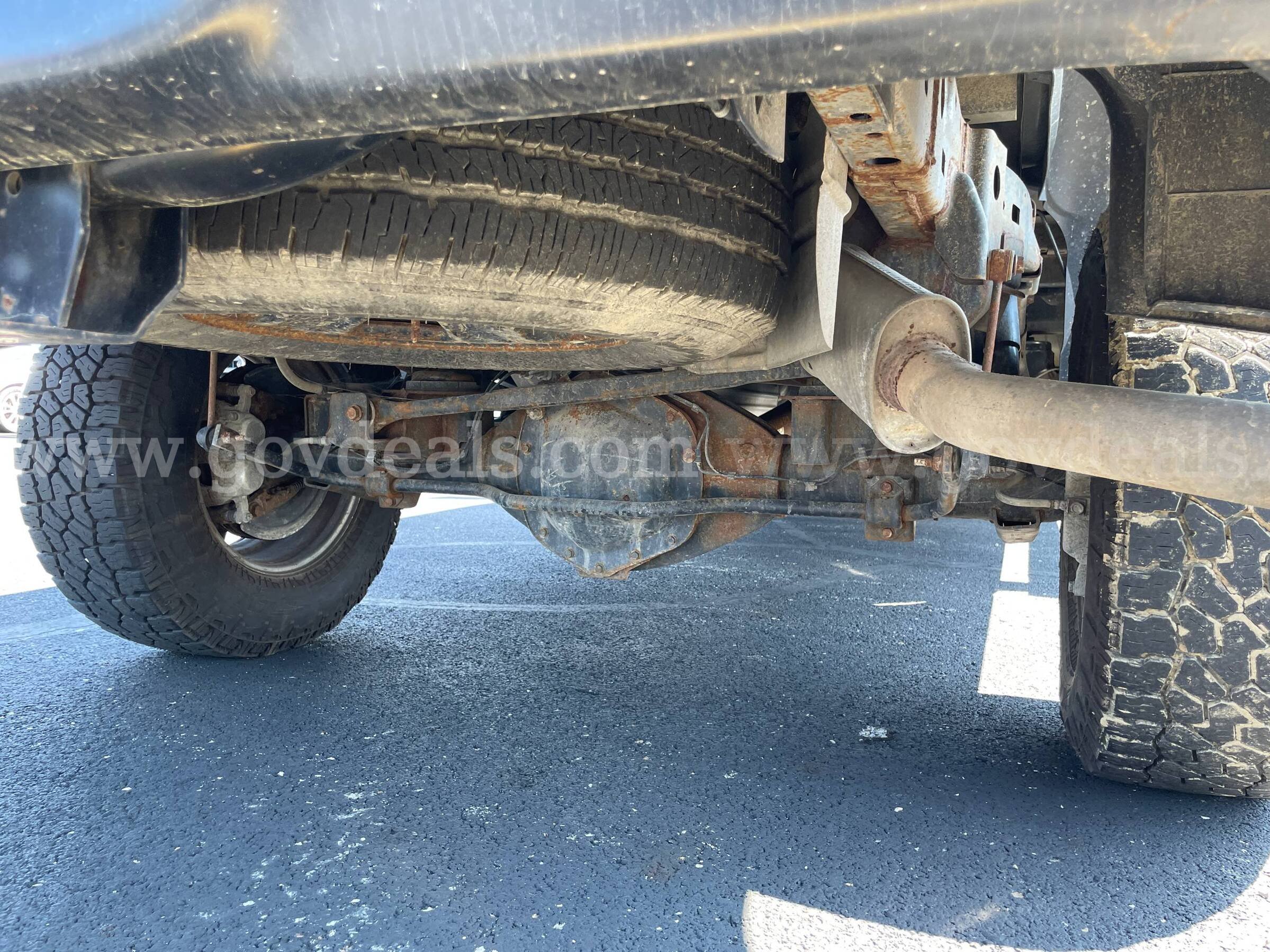 2018 RAM 2500 4WD CREW CAB PICKUP 4-DR 5.7L V8 RAM RAM 2500 Government Surplus Auction - Photo #5