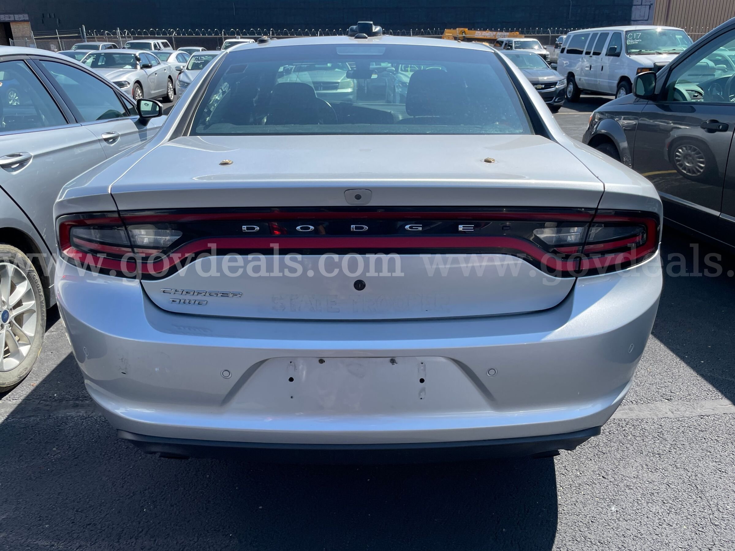 2020 Dodge Charger AWD Police Package SEDAN 4-DR 5.7L V8 Dodge Charger Government Surplus Auction - Photo #3