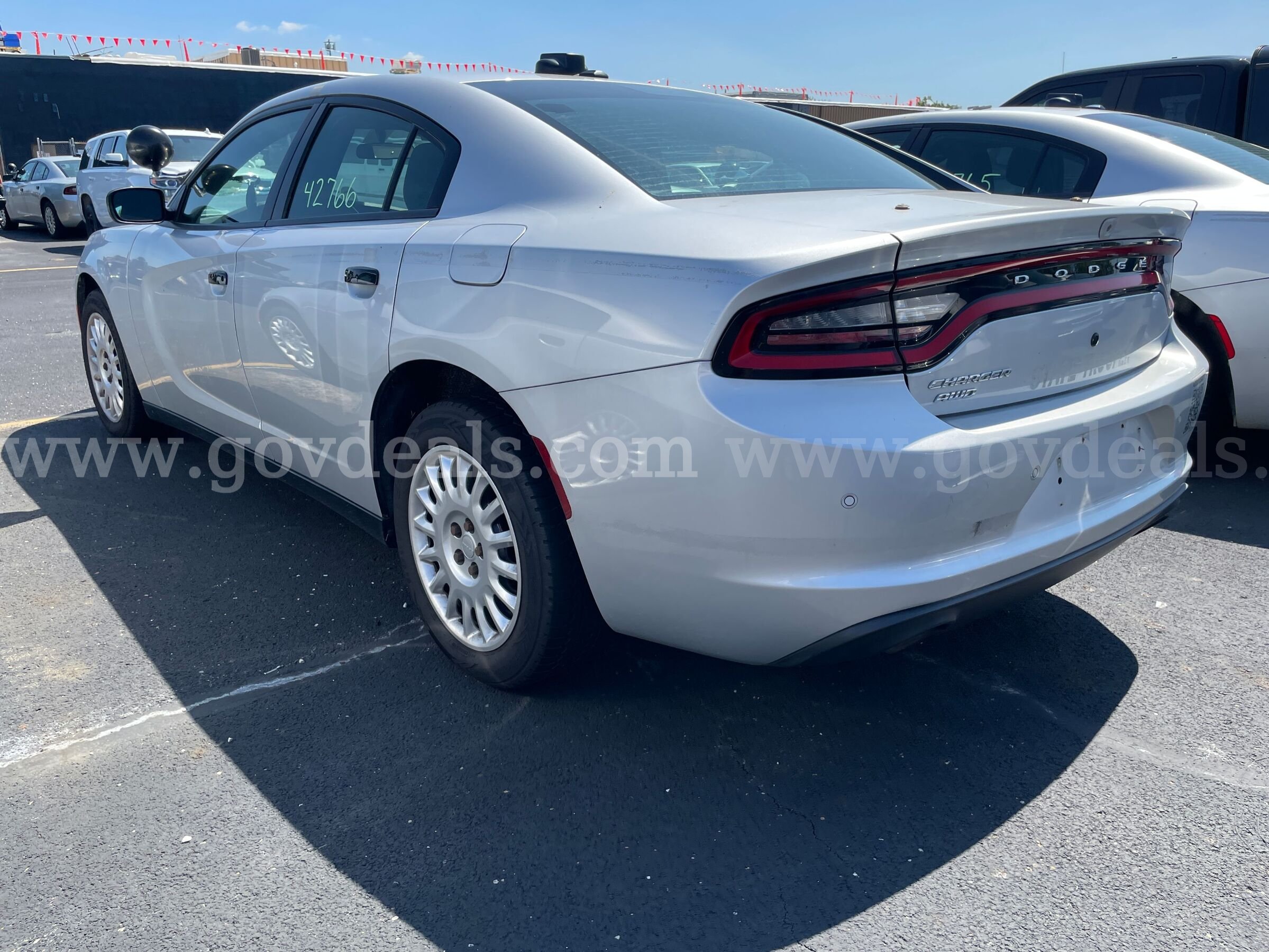 2019 Dodge Charger AWD Police Package SEDAN 4-DR 5.7L V8 Dodge Charger Government Surplus Auction - Photo #2