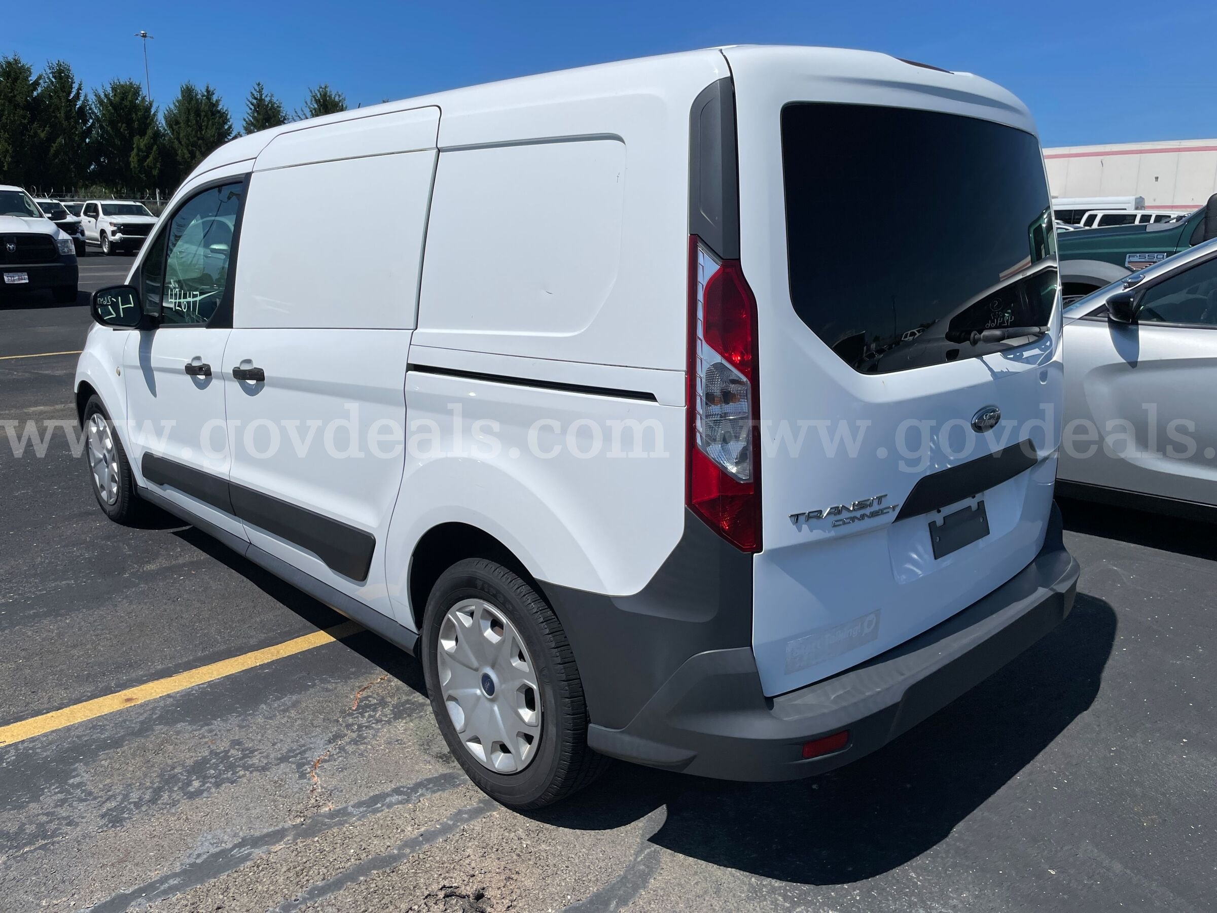 2017 Ford Transit Connect CARGO VAN 2.5L L4 Ford Transit Government Surplus Auction - Photo #3