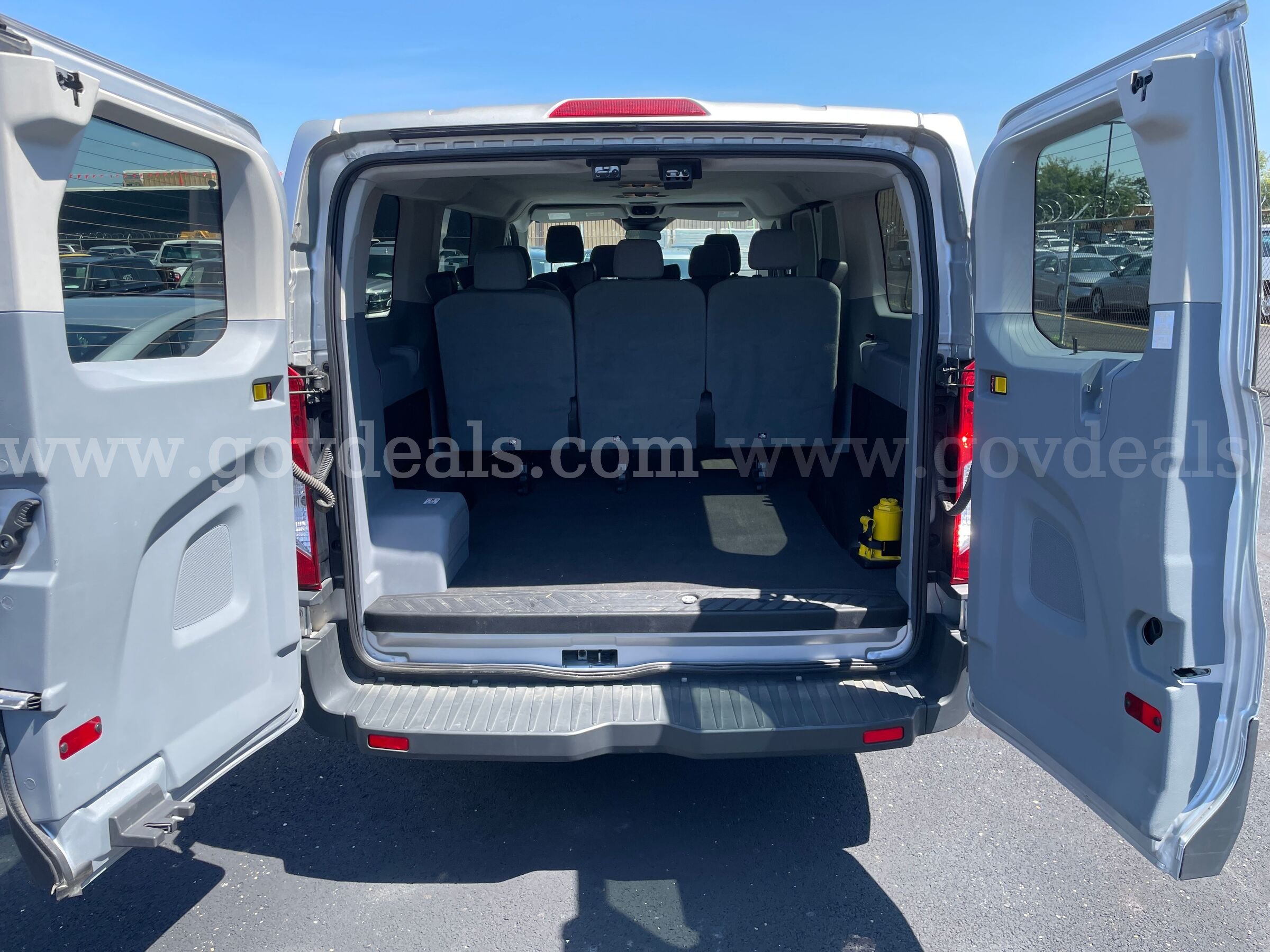 2017 Ford Transit PASSENGER VAN 3.7L V6 **LESS THAN 60k MILES!! Ford Transit Government Surplus Auction - Photo #4