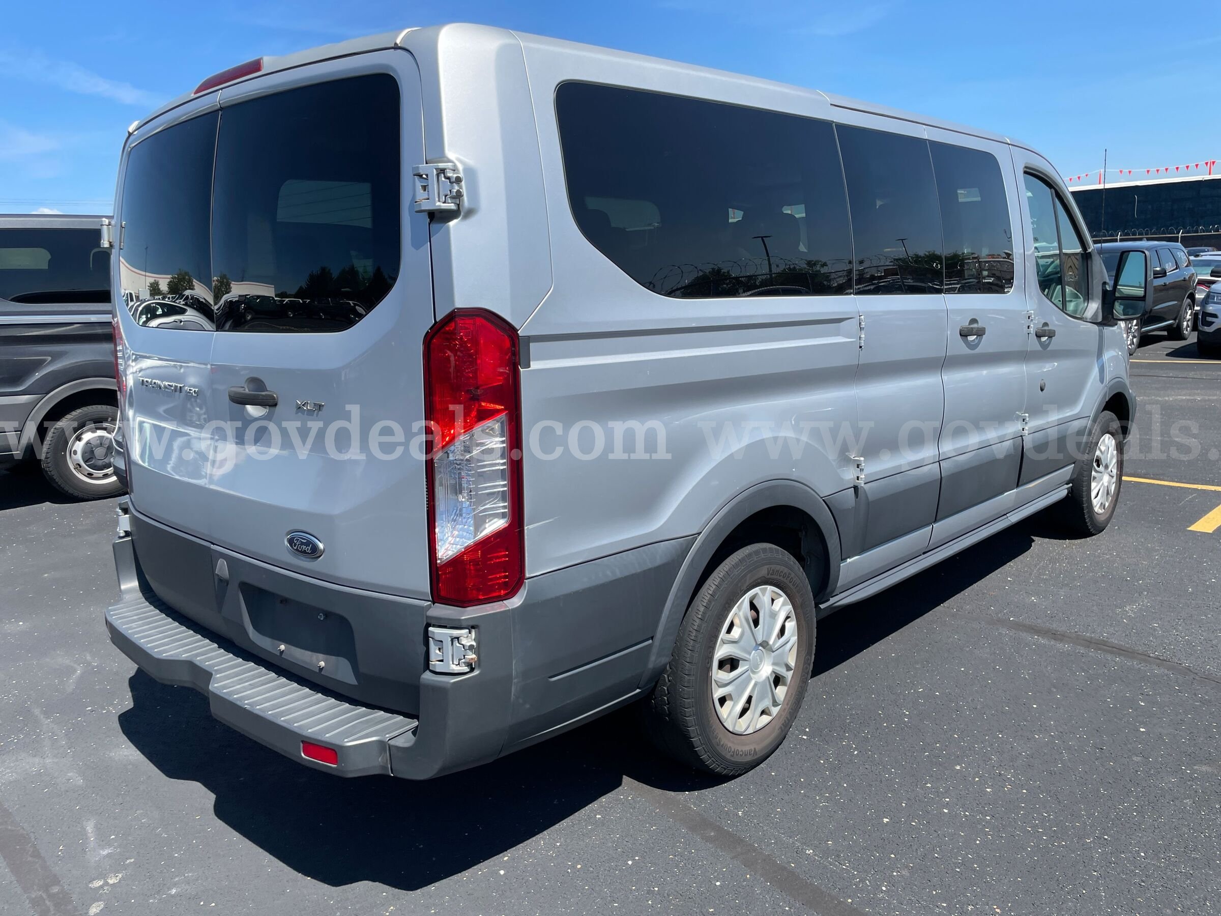 2017 Ford Transit PASSENGER VAN 3.7L V6 **LESS THAN 60k MILES!! Ford Transit Government Surplus Auction - Photo #6