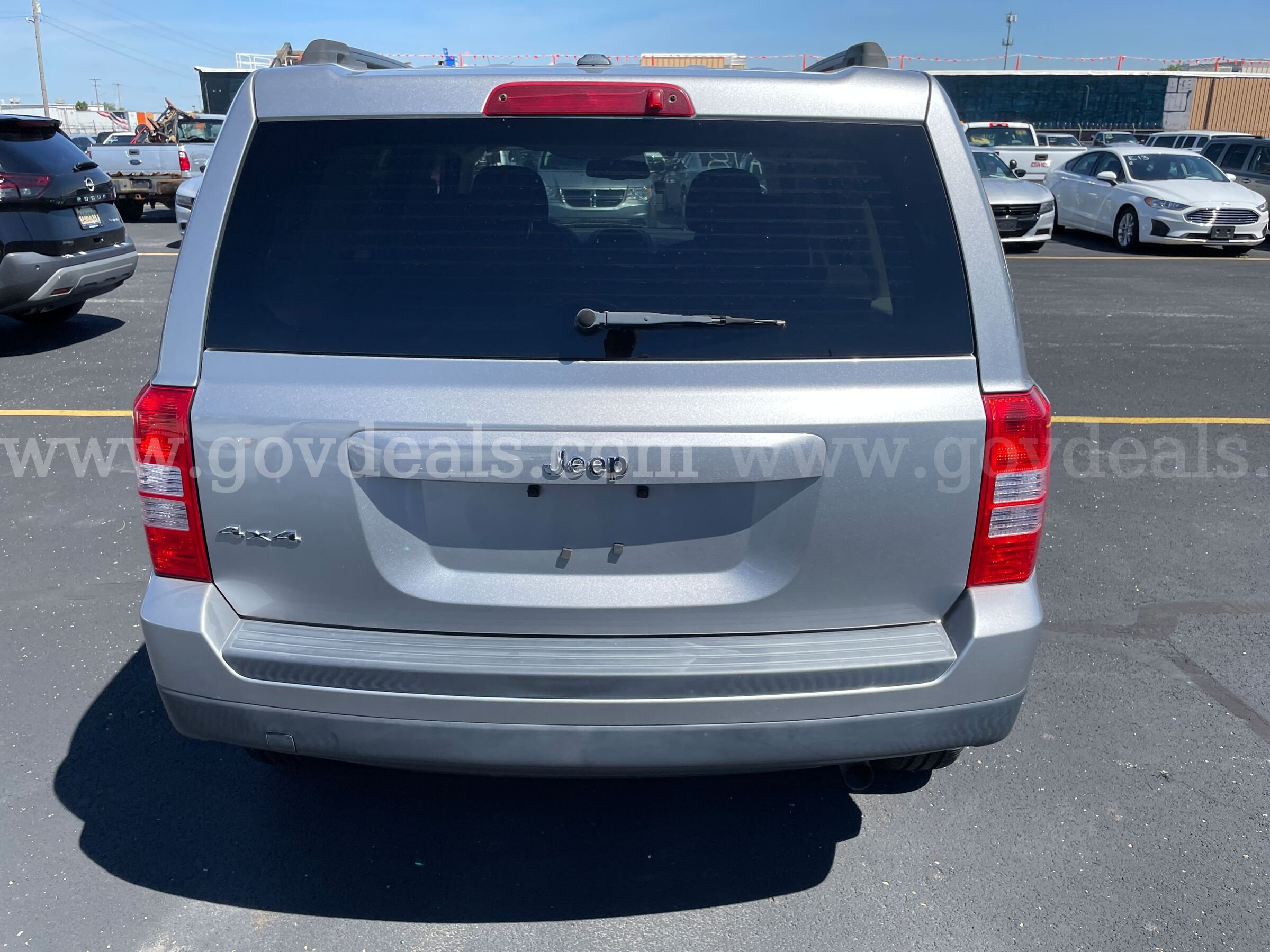 2016 Jeep Patriot 4WD SPORT UTILITY 4-DR 2.4L L4 Jeep Patriot Government Surplus Auction - Photo #4