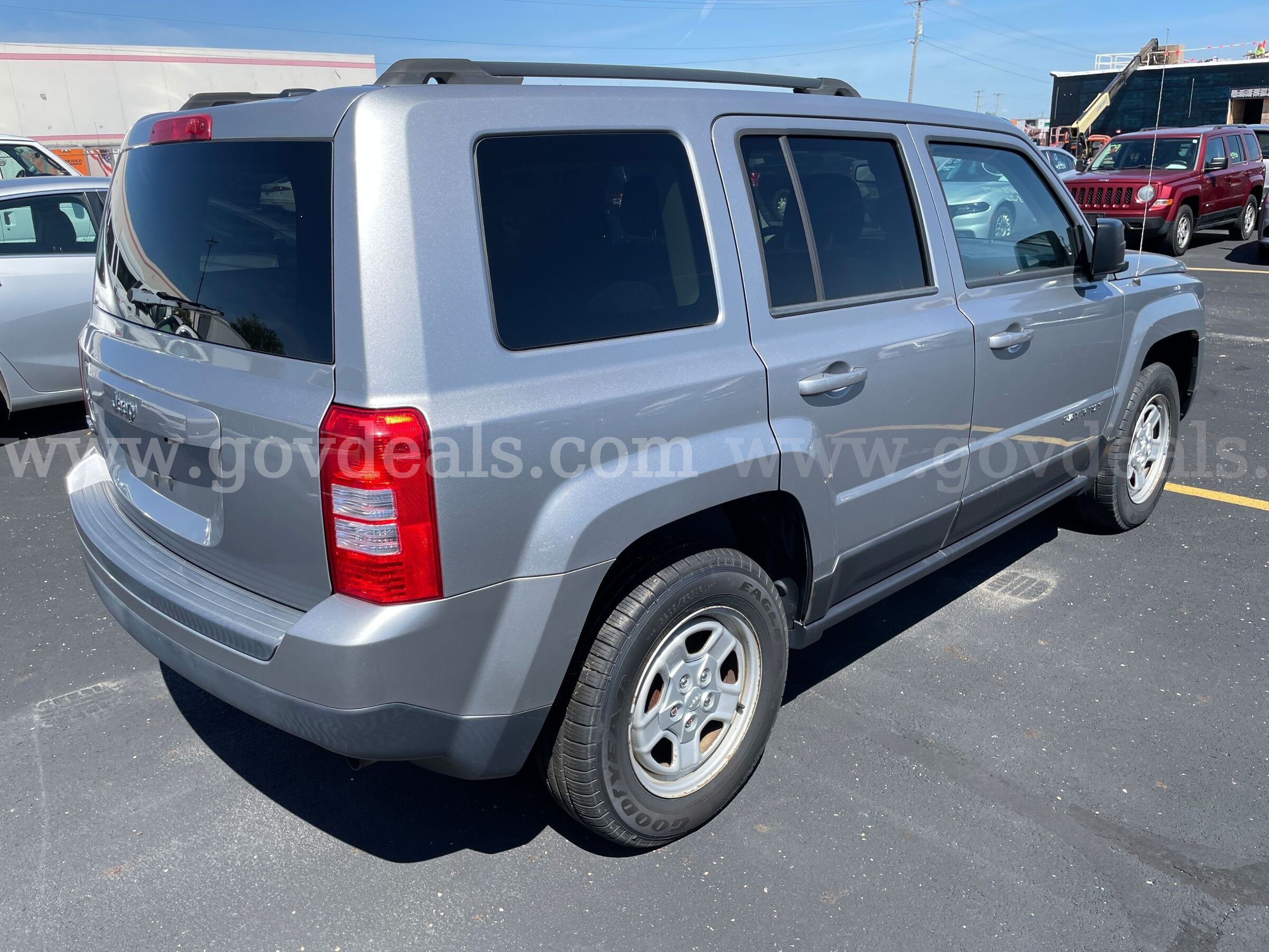 2016 Jeep Patriot 4WD SPORT UTILITY 4-DR 2.4L L4 Jeep Patriot Government Surplus Auction - Photo #5