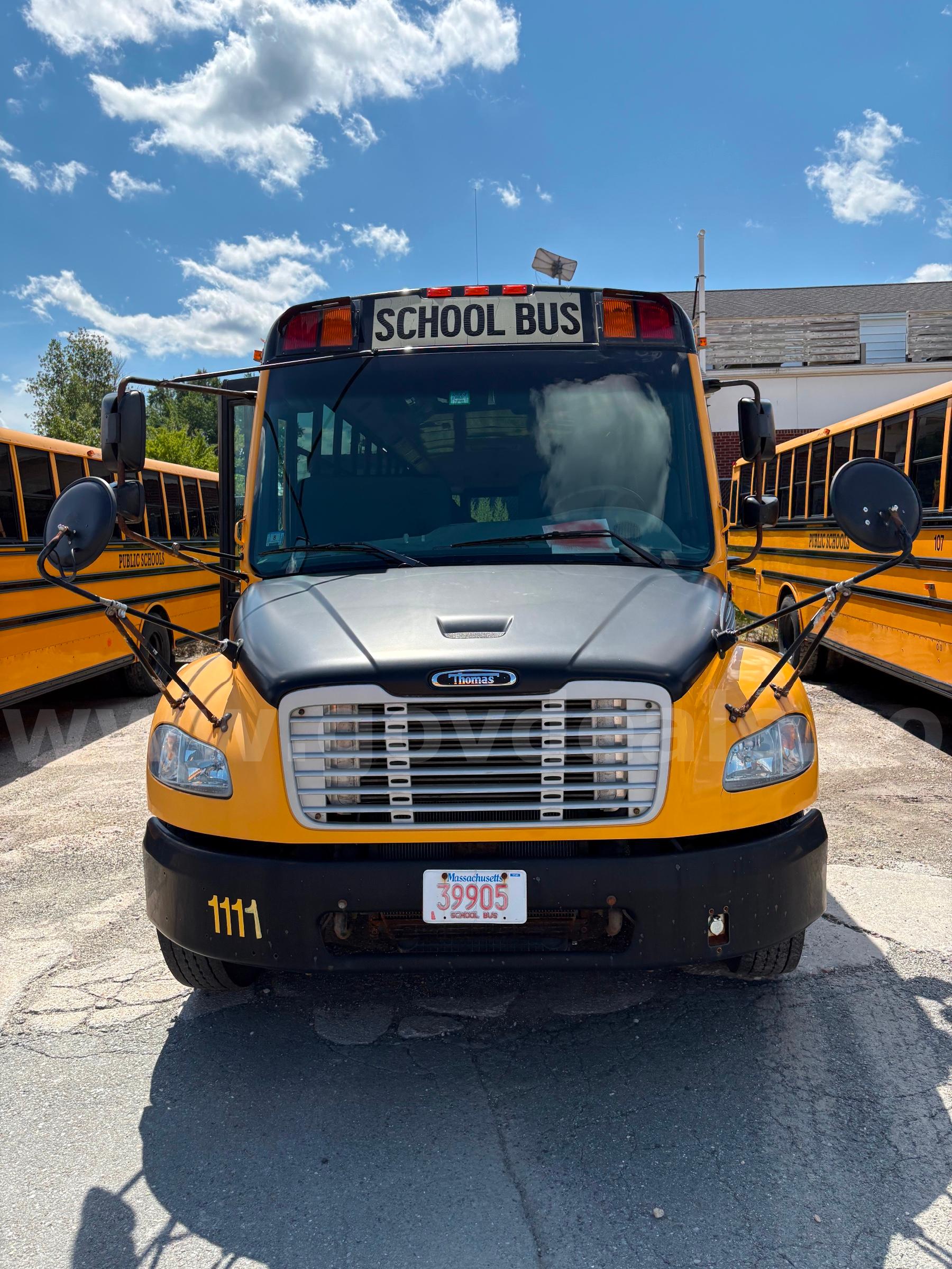 2015 Freightliner B2 School Bus Chassis Freightliner B2 Bus Chassis Government Surplus Auction - Photo #2