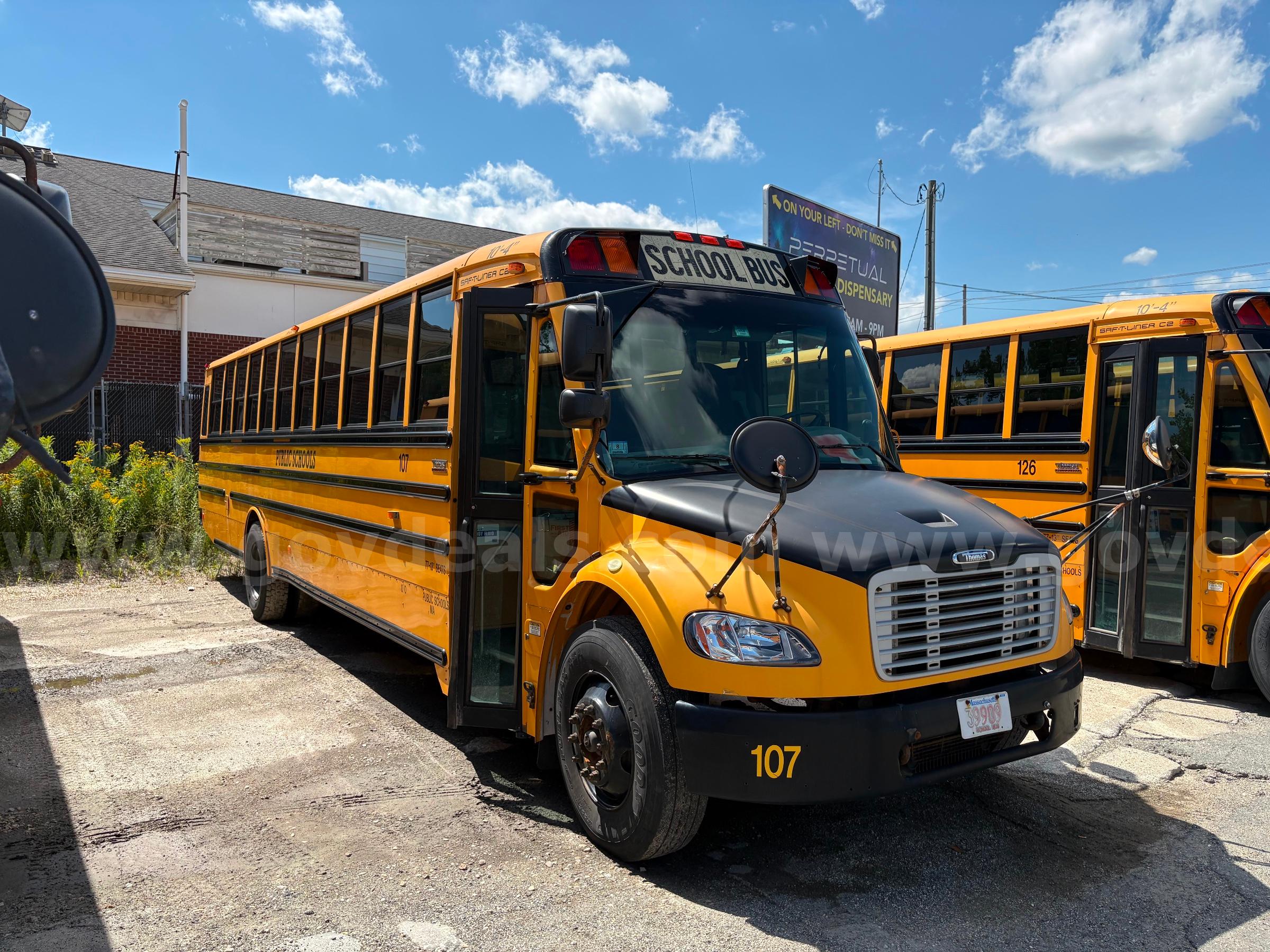 2015 Freightliner B2 Bus Chassis