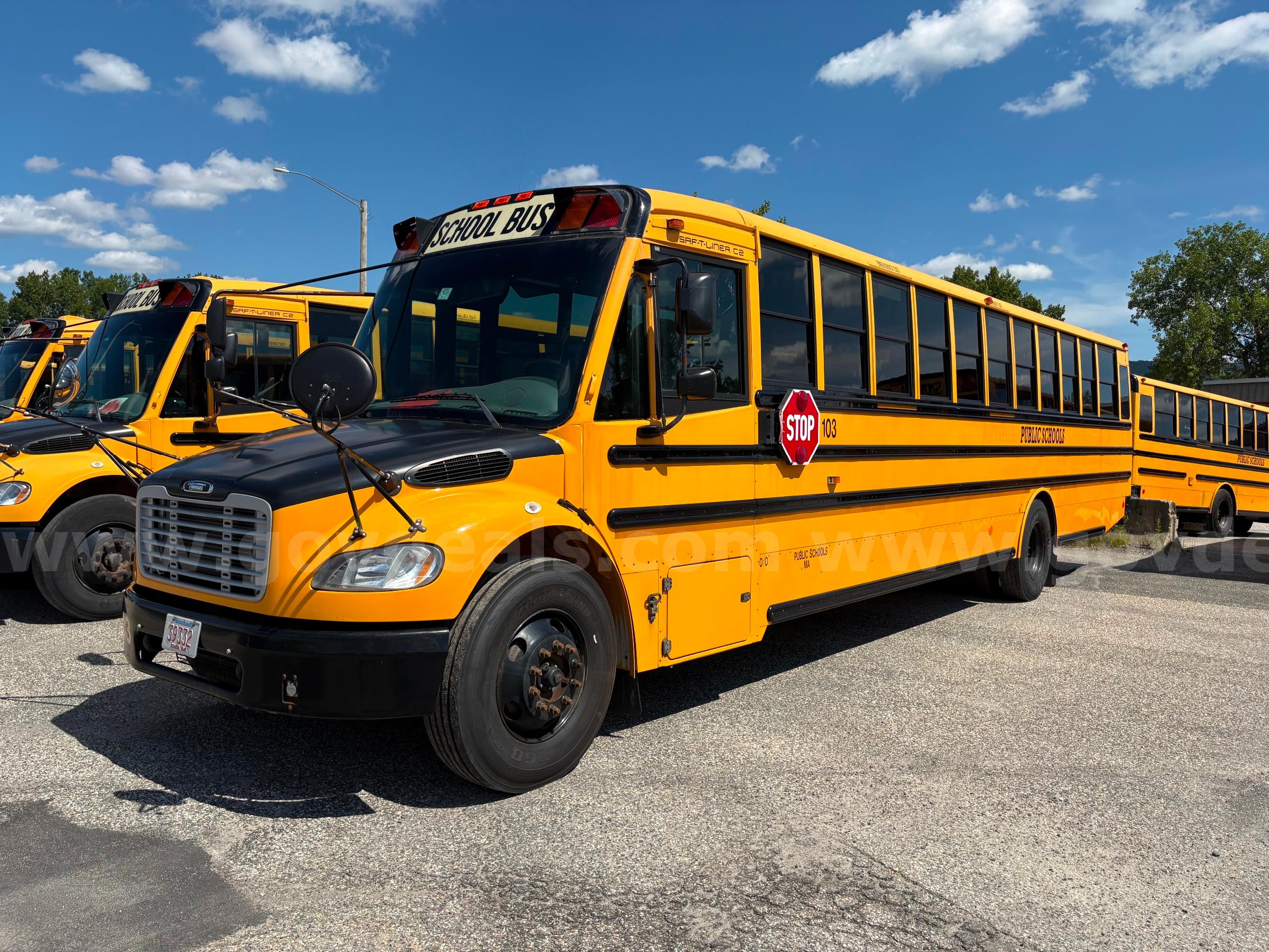 2015 Freightliner B2 Bus Chassis Freightliner B2 Bus Chassis Government Surplus Auction - Primary Photo