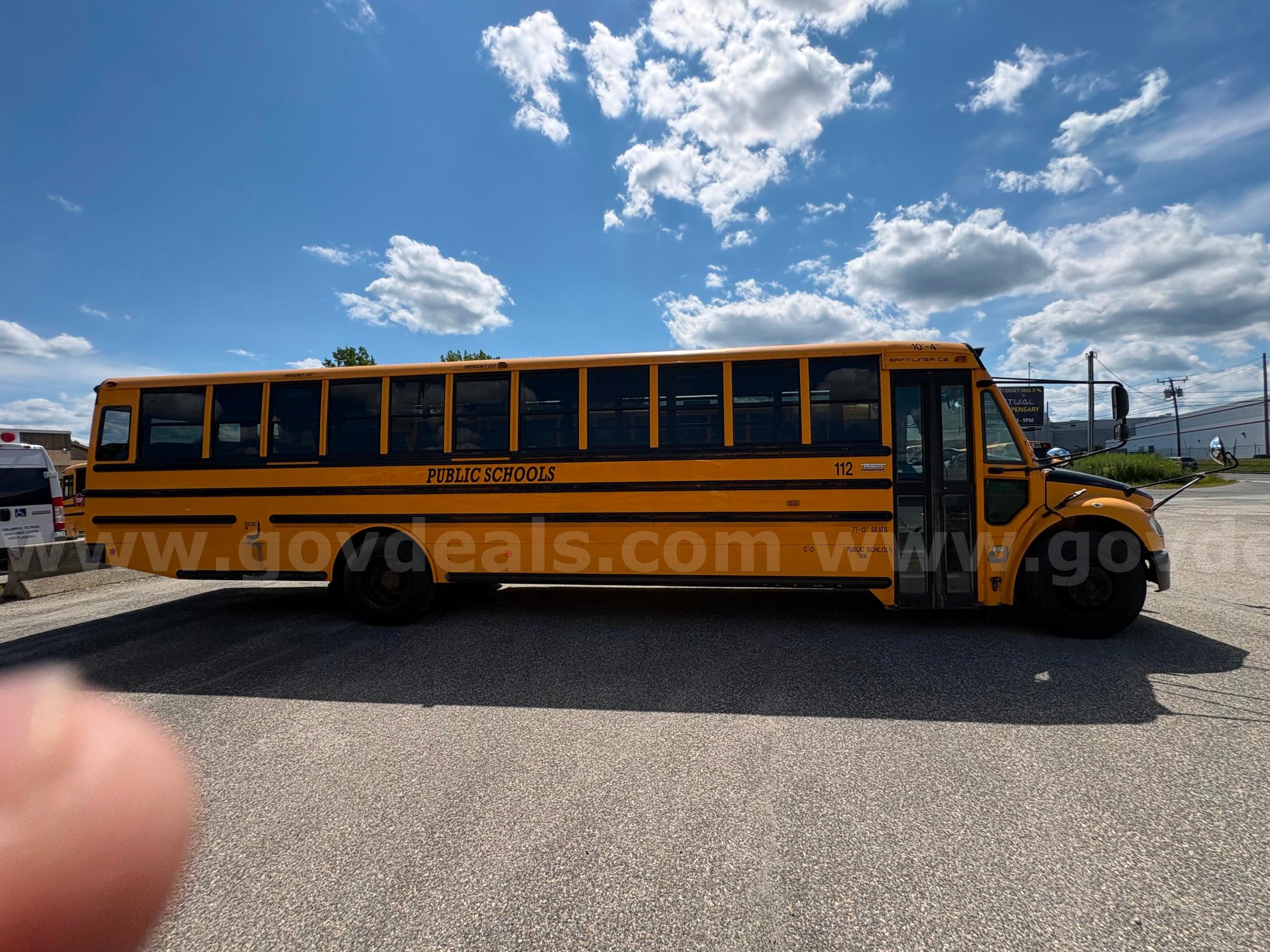 2015 Freightliner B2 Bus Chassis Freightliner B2 Bus Chassis Government Surplus Auction - Photo #2