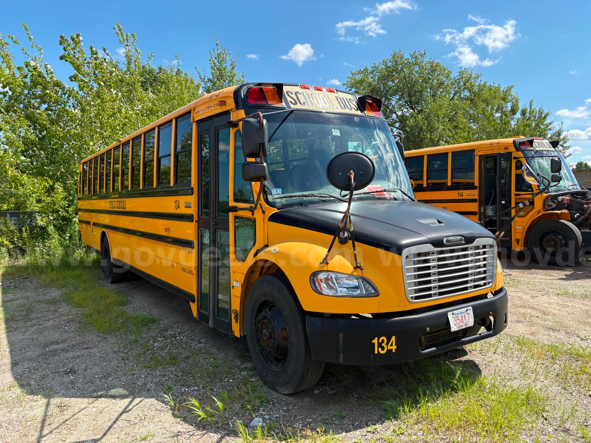 2015 Freightliner B2 Bus Chassis