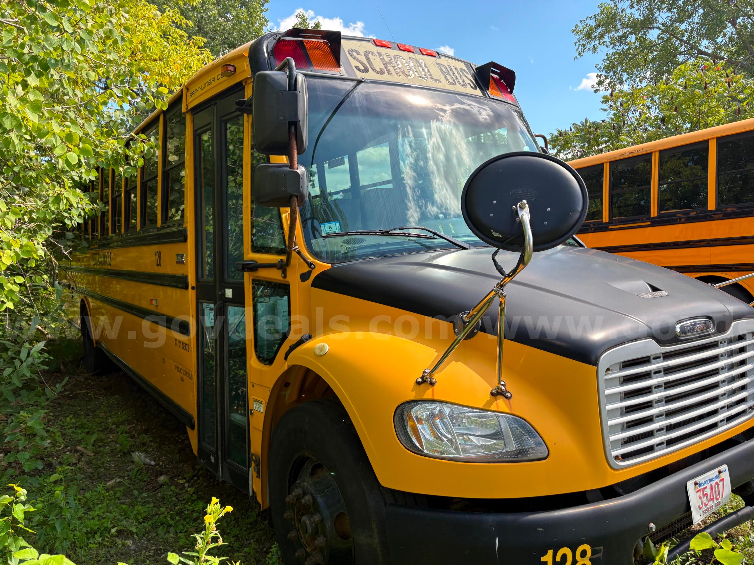 2015 Freightliner B2 Bus Chassis