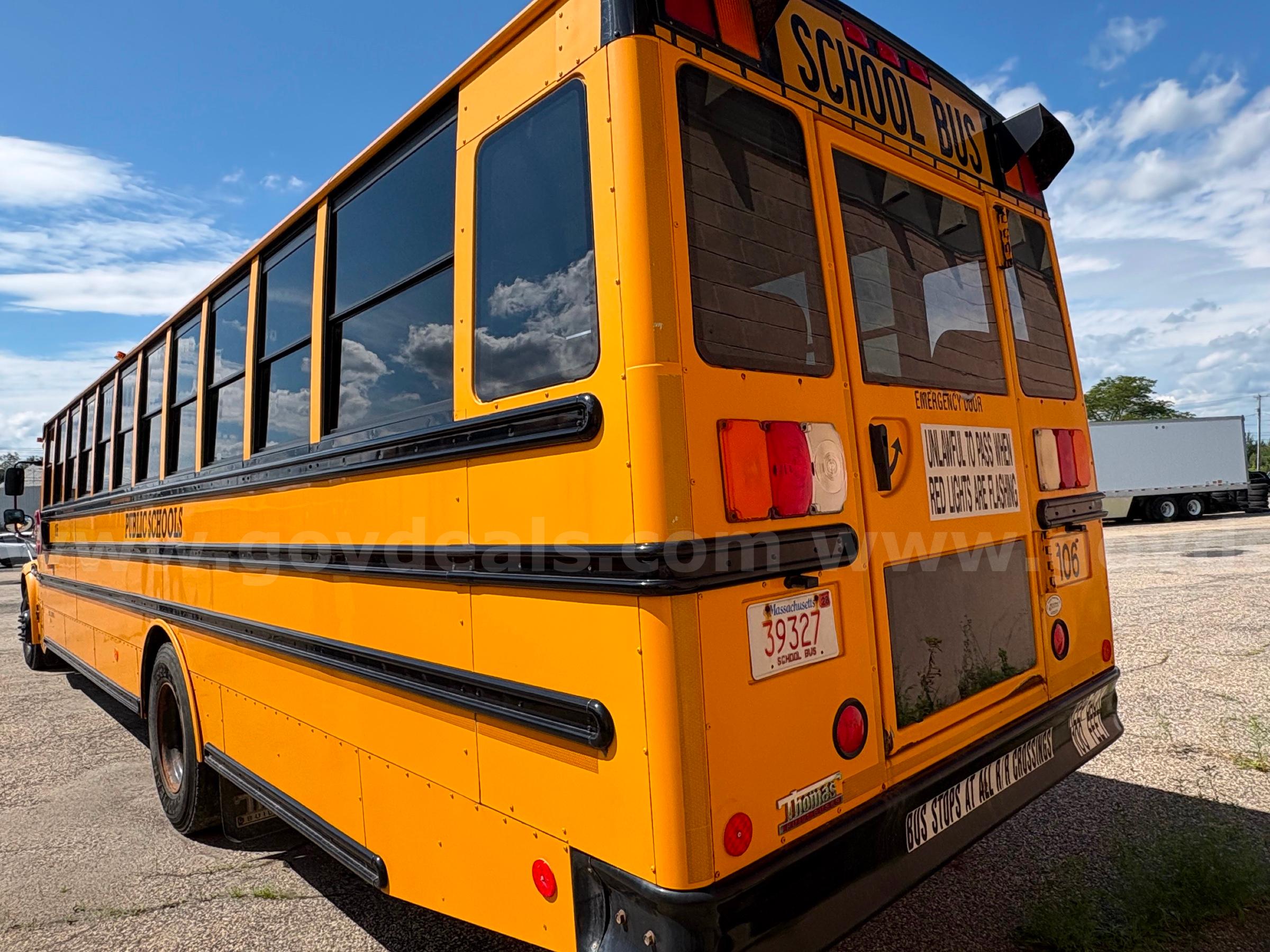 2015 Freightliner B2 School Bus Freightliner  Government Surplus Auction - Photo #4