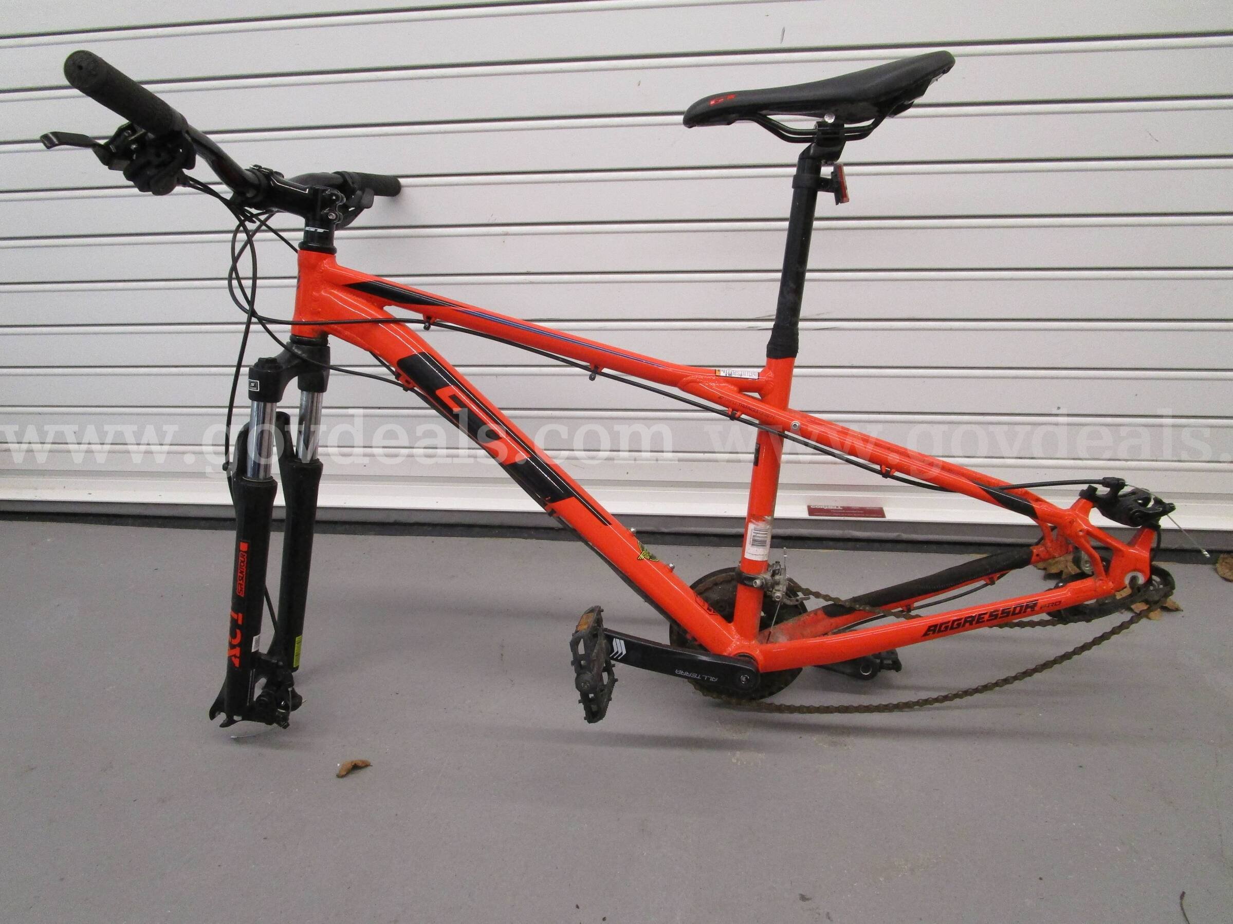 GT Aggressor Pro GT Aggressor Pro Government Surplus Auction - Photo #2