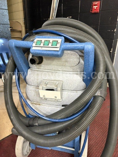 This is a used carpet cleaner sold as is   Government Surplus Auction - Photo #3