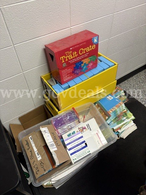 All books pictures are included in the auction.  There is a little of everything.   Government Surplus Auction - Primary Photo